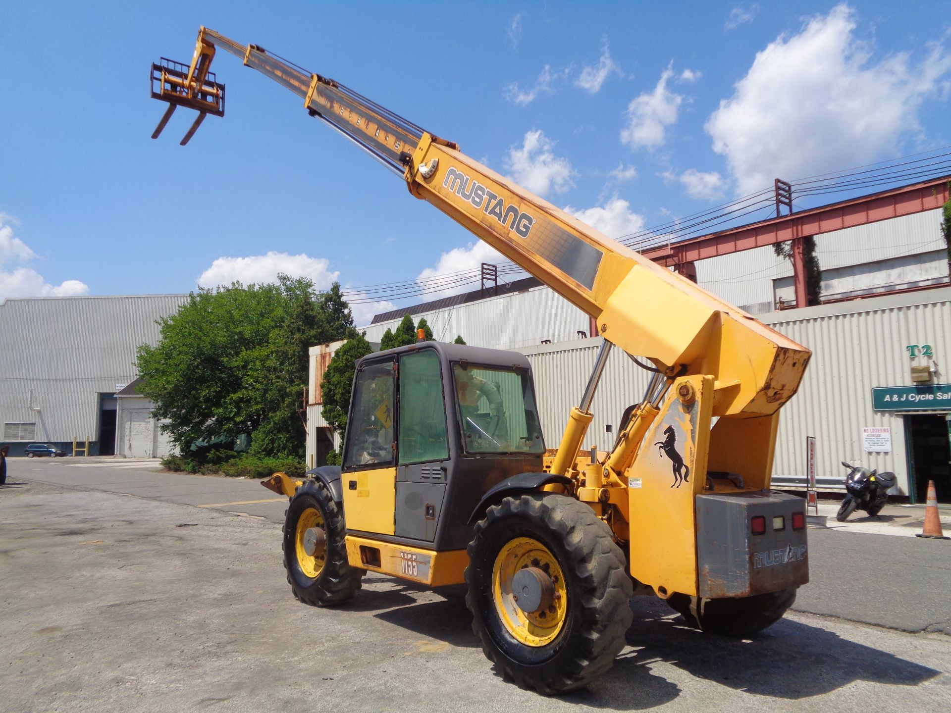 Mustang 11H55 11,000lb Telescopic Forklift - Image 13 of 18