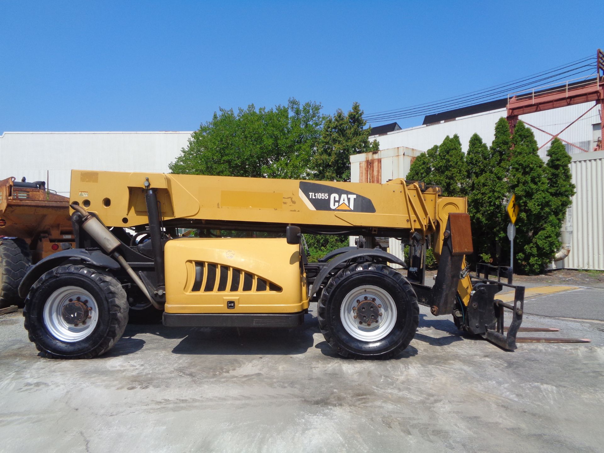 Caterpillar TL1055 10,000lbs 55ft Telescopic Forklift - Image 23 of 29