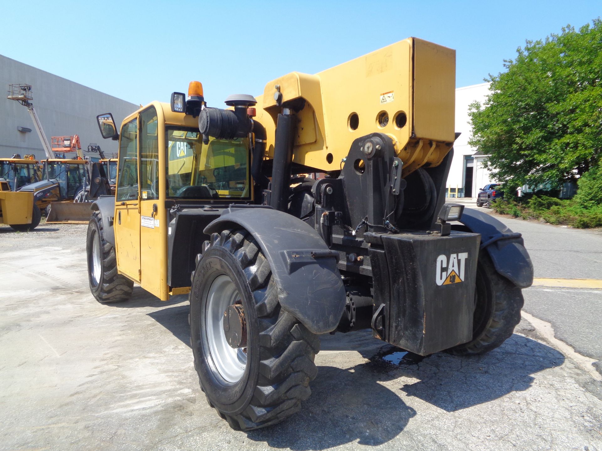 Caterpillar TL1055 10,000lbs 55ft Telescopic Forklift - Image 14 of 29