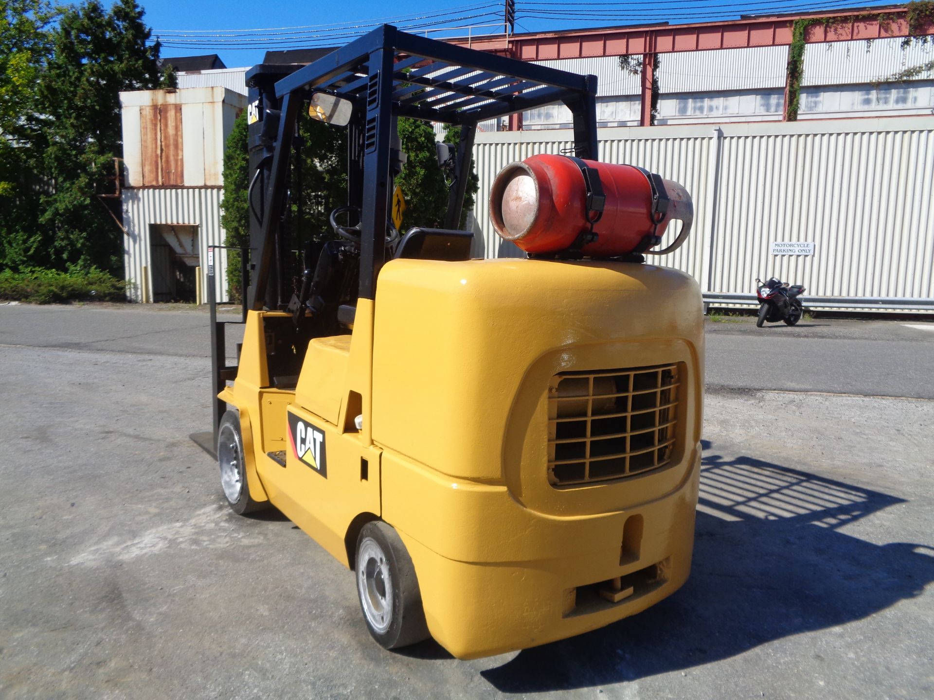 Caterpillar GC45K-SWB 10,000lbs Forklift - Image 11 of 16