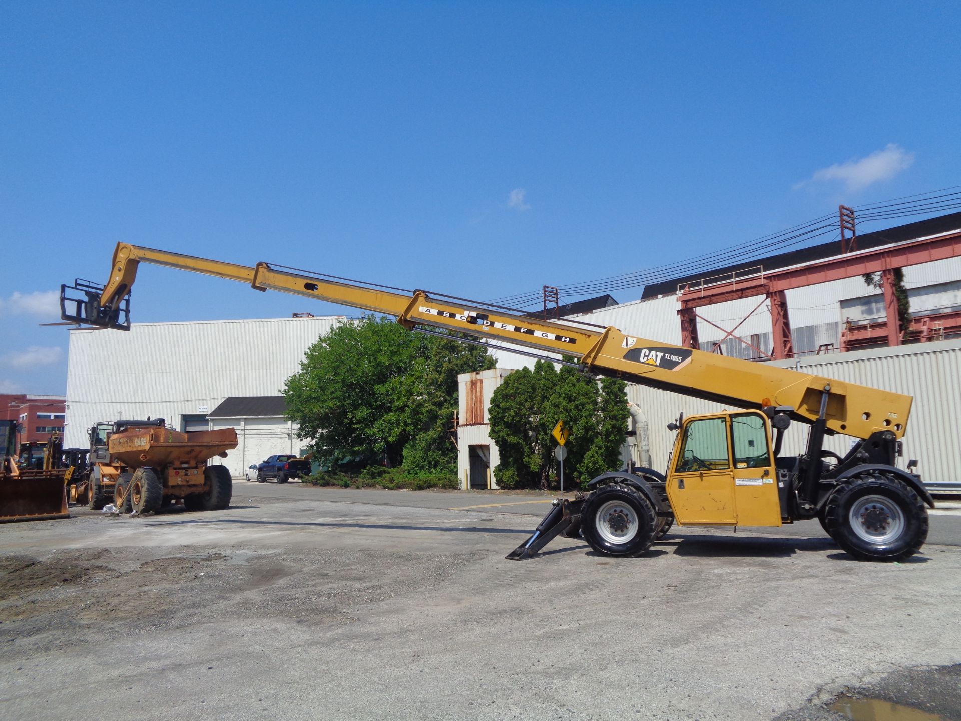 Caterpillar TL1055 10,000lbs 55ft Telescopic Forklift - Image 7 of 29