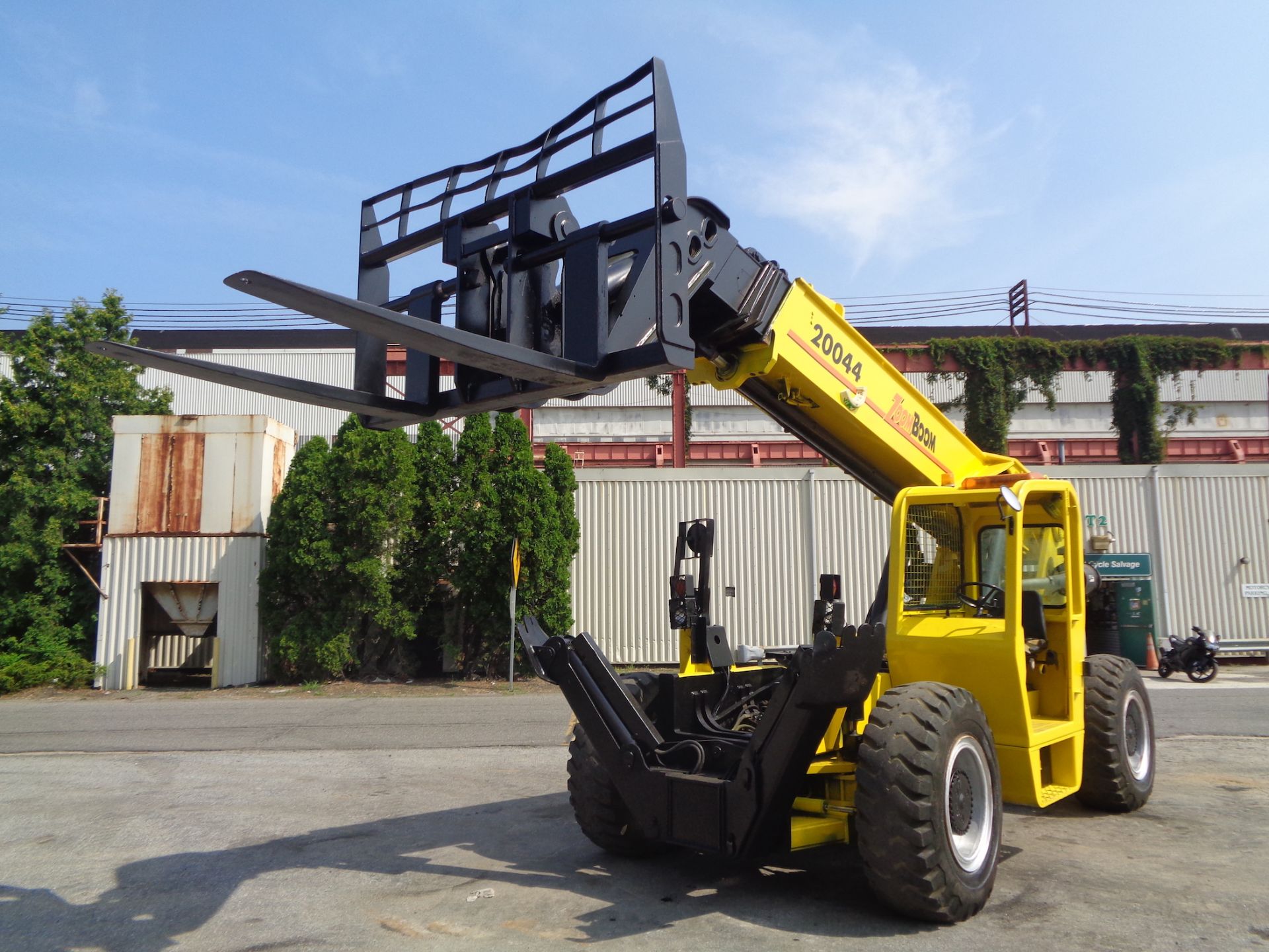 ZoomBoom Carelift ZB-20044 20,000lbs 44ft Telescopic Forklift - Image 20 of 33