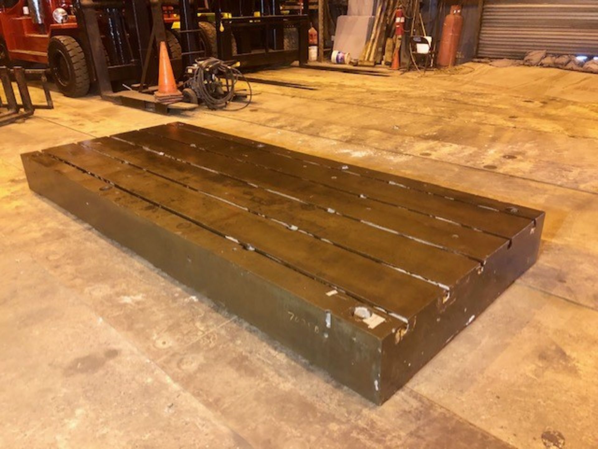 12ft x 5ft x 12in T Slotted Floor Plate - Image 2 of 5