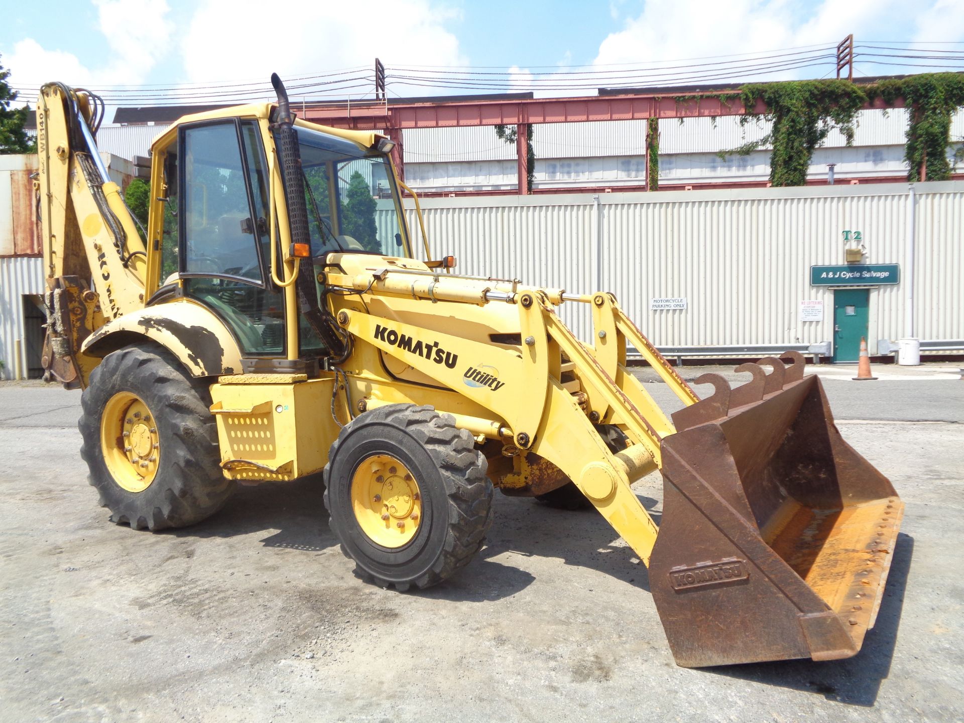 Komatsu WB140 Backhoe - Image 19 of 24