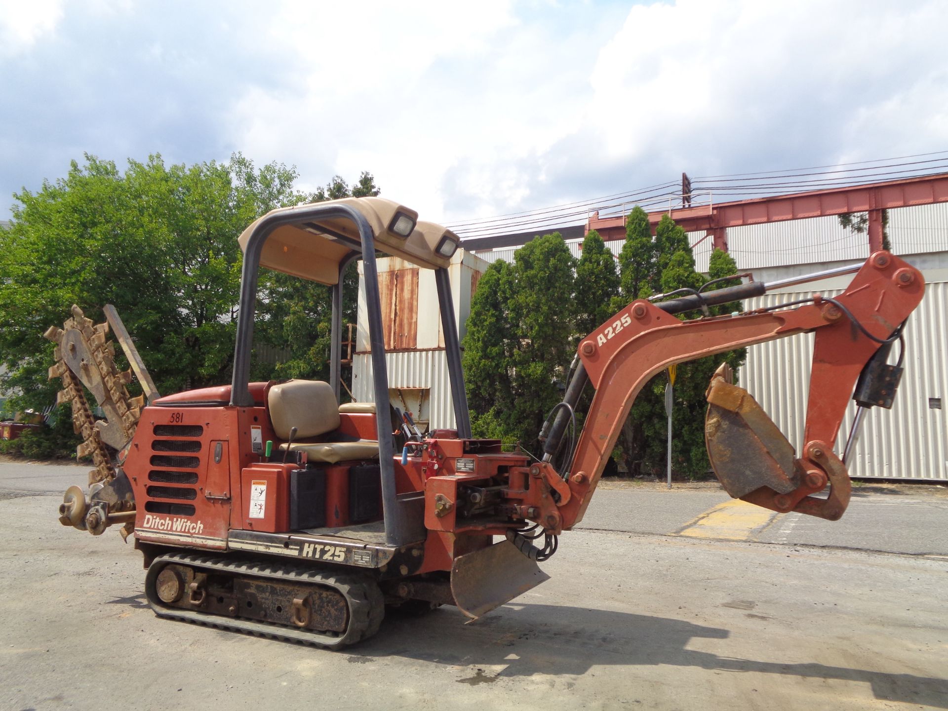 Ditch Witch HT25K Trencher and Backhoe - Image 7 of 12