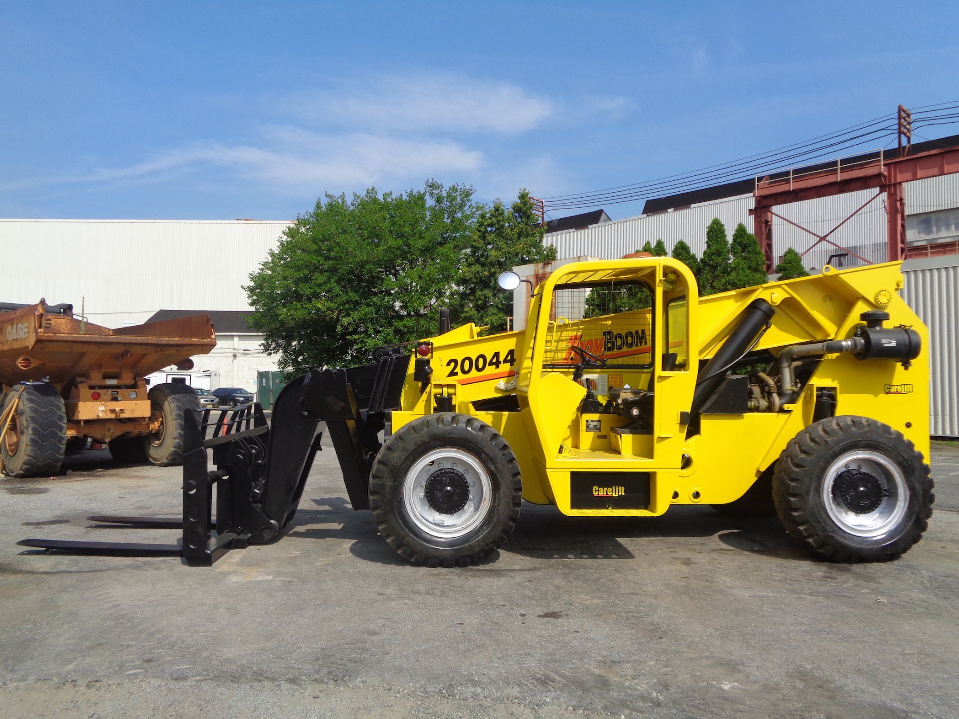 ZoomBoom Carelift ZB-20044 20,000lbs 44ft Telescopic Forklift - Image 23 of 33