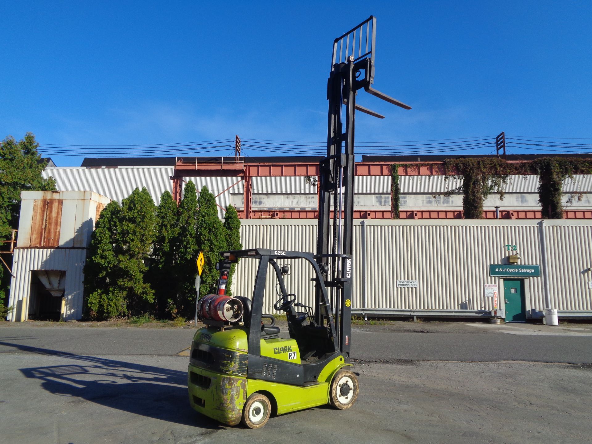 2014 Clark C25CL 5,000lbs Forklift - Image 7 of 21