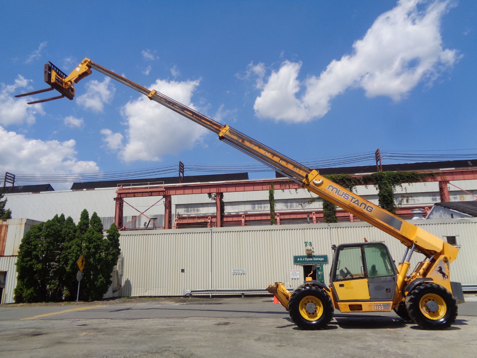 Mustang 11H55 11,000lb Telescopic Forklift - Image 14 of 18