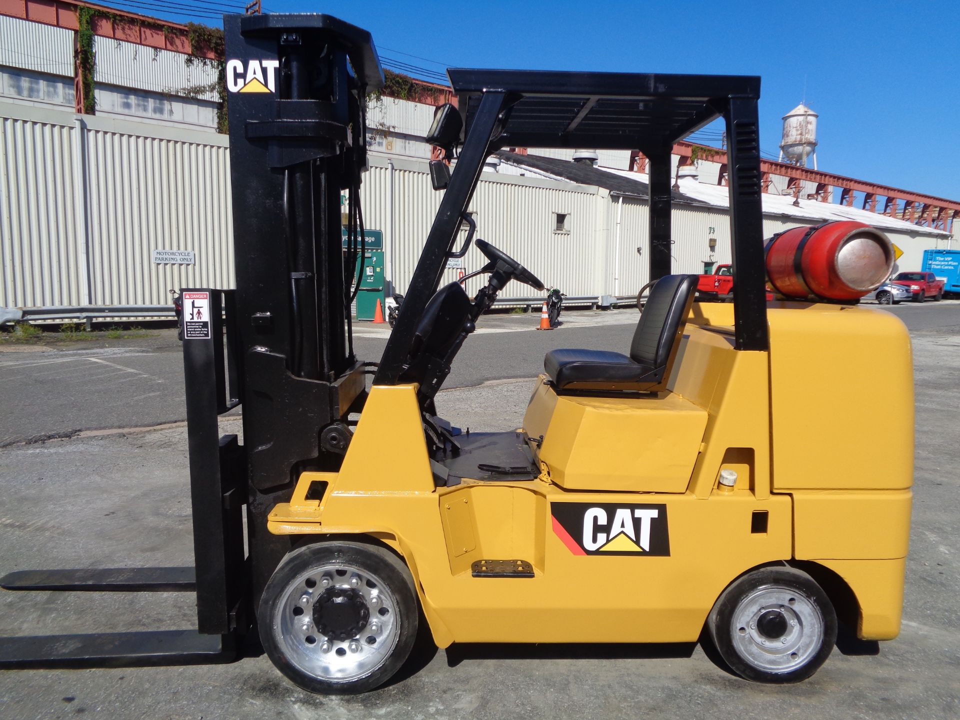 Caterpillar GC45K-SWB 10,000lbs Forklift - Image 13 of 16