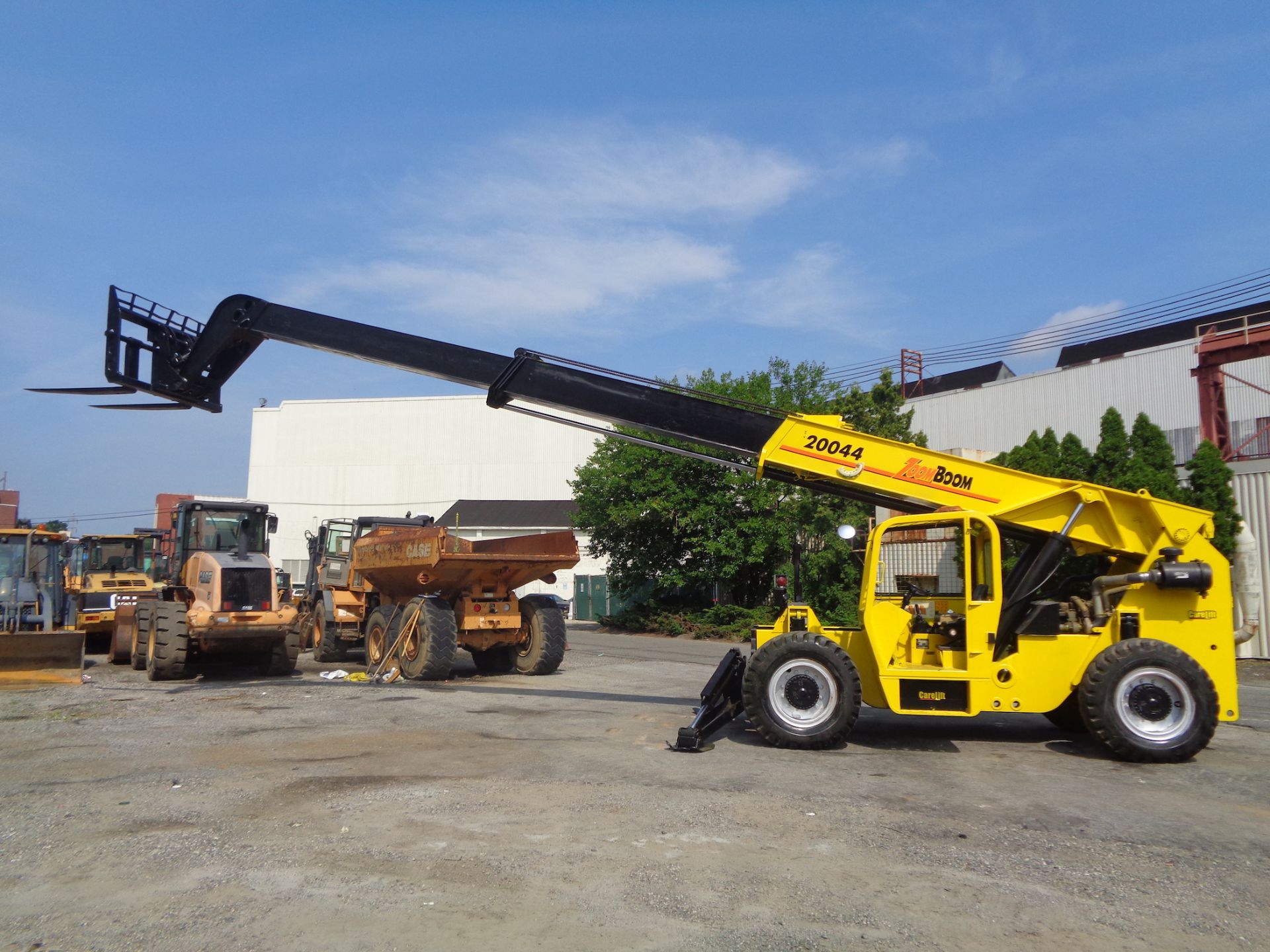 ZoomBoom Carelift ZB-20044 20,000lbs 44ft Telescopic Forklift - Image 5 of 33