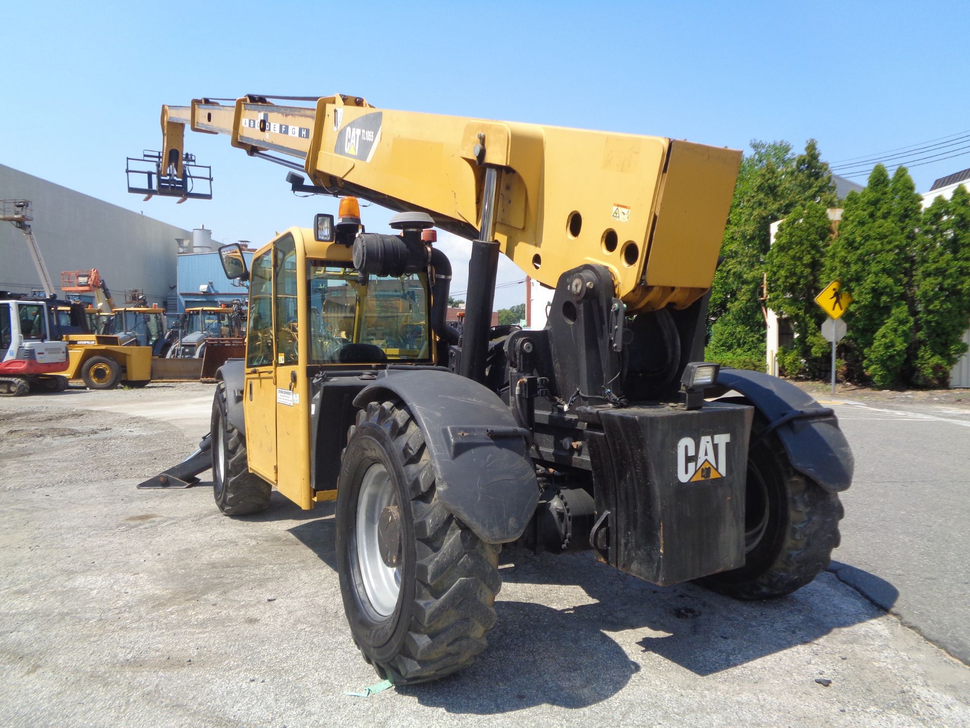 Caterpillar TL1055 10,000lbs 55ft Telescopic Forklift - Image 5 of 29