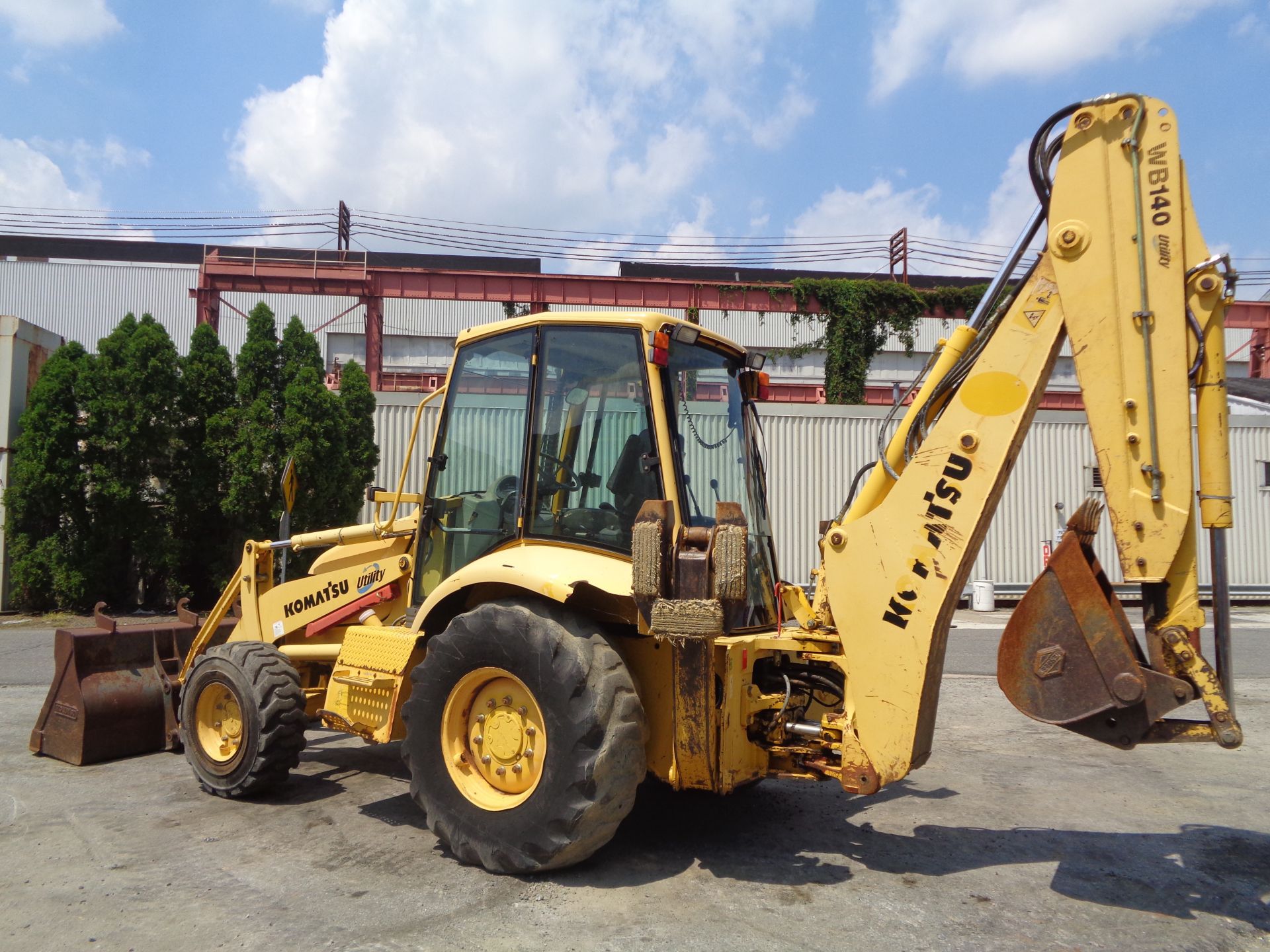 Komatsu WB140 Backhoe - Image 13 of 24