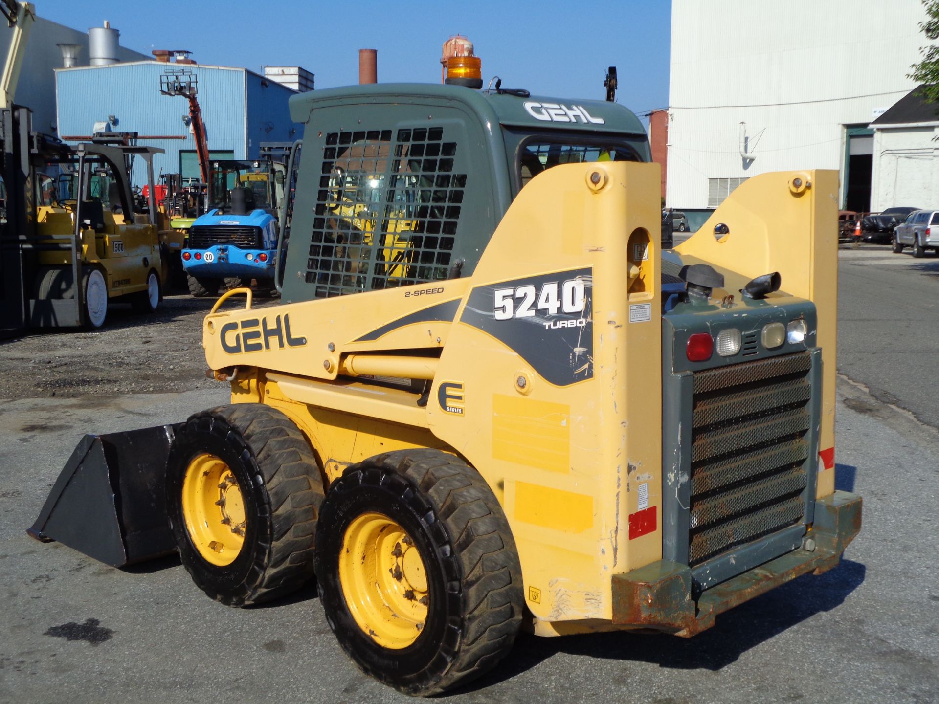 2010 Gehl 5240 Turbo Skid Steer - Image 13 of 14