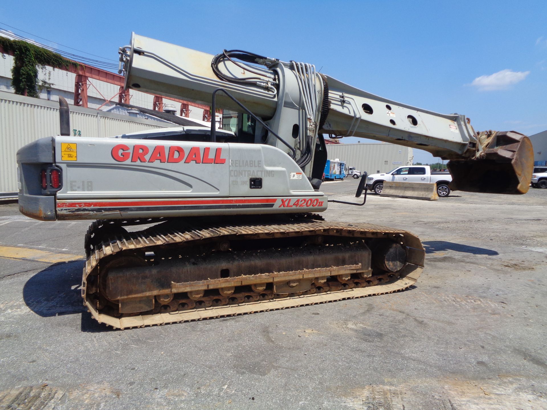 2011 Gradall XL4200 Excavator - Image 4 of 14