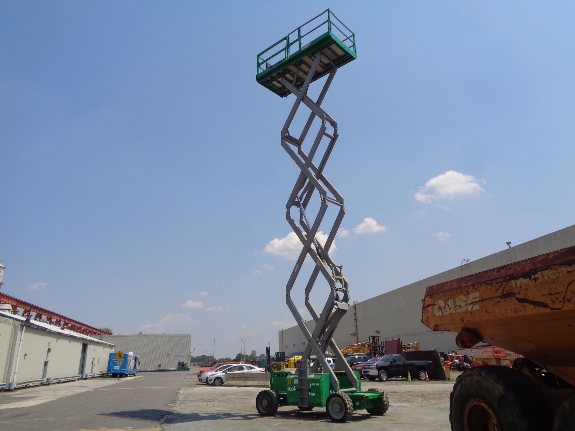 2008 Genie GS4390 43ft Rough Terrain 4x4 Scissor Lift - Image 2 of 33