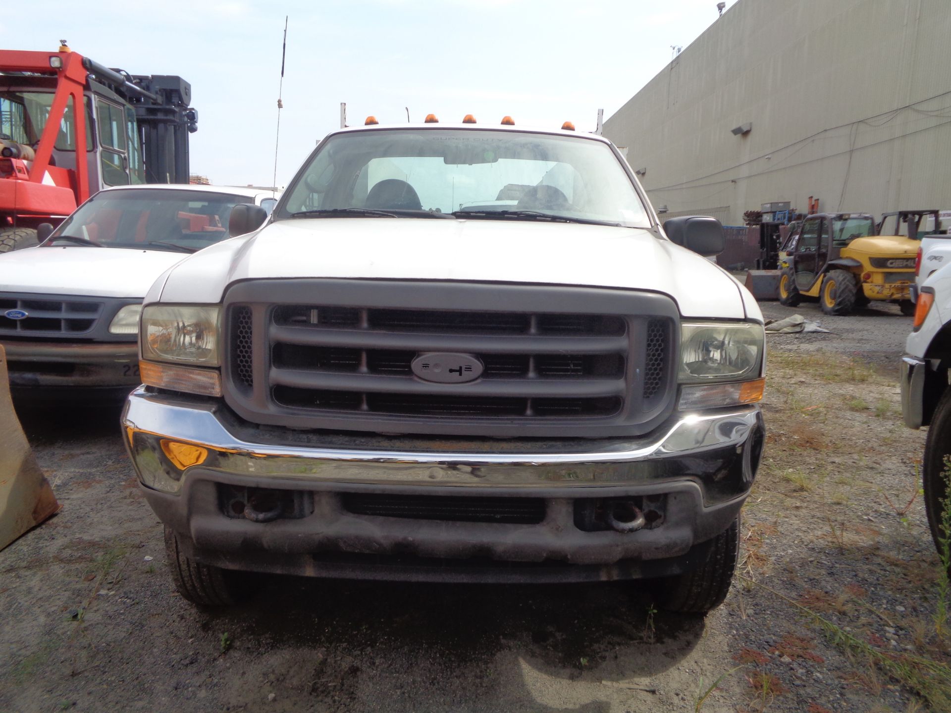 2003 Ford F250 Truck - Image 4 of 7