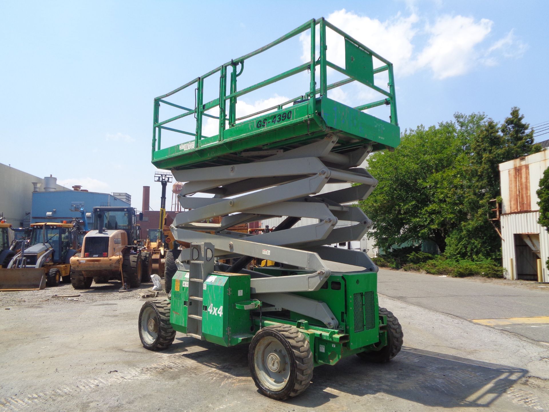 2008 Genie GS4390 43ft Rough Terrain 4x4 Scissor Lift - Image 17 of 33