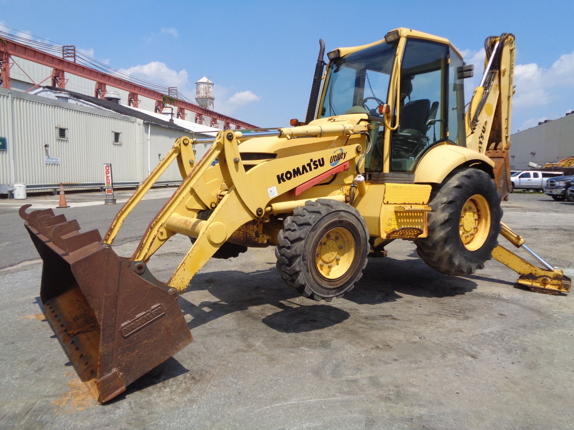 Komatsu WB140 Backhoe - Image 11 of 24