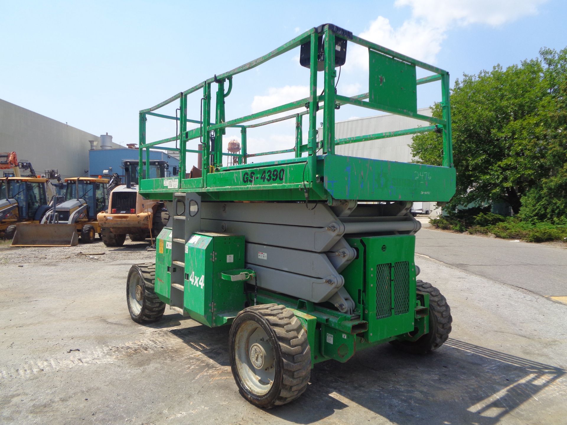 2008 Genie GS4390 43ft Rough Terrain 4x4 Scissor Lift - Image 29 of 33