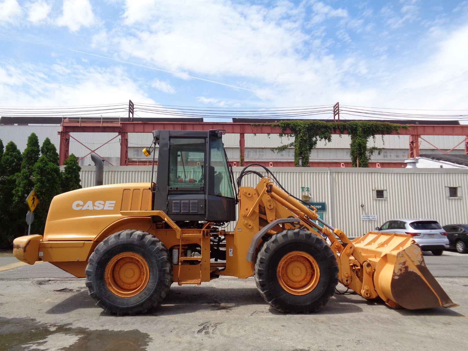 Case 621D Wheel Loader