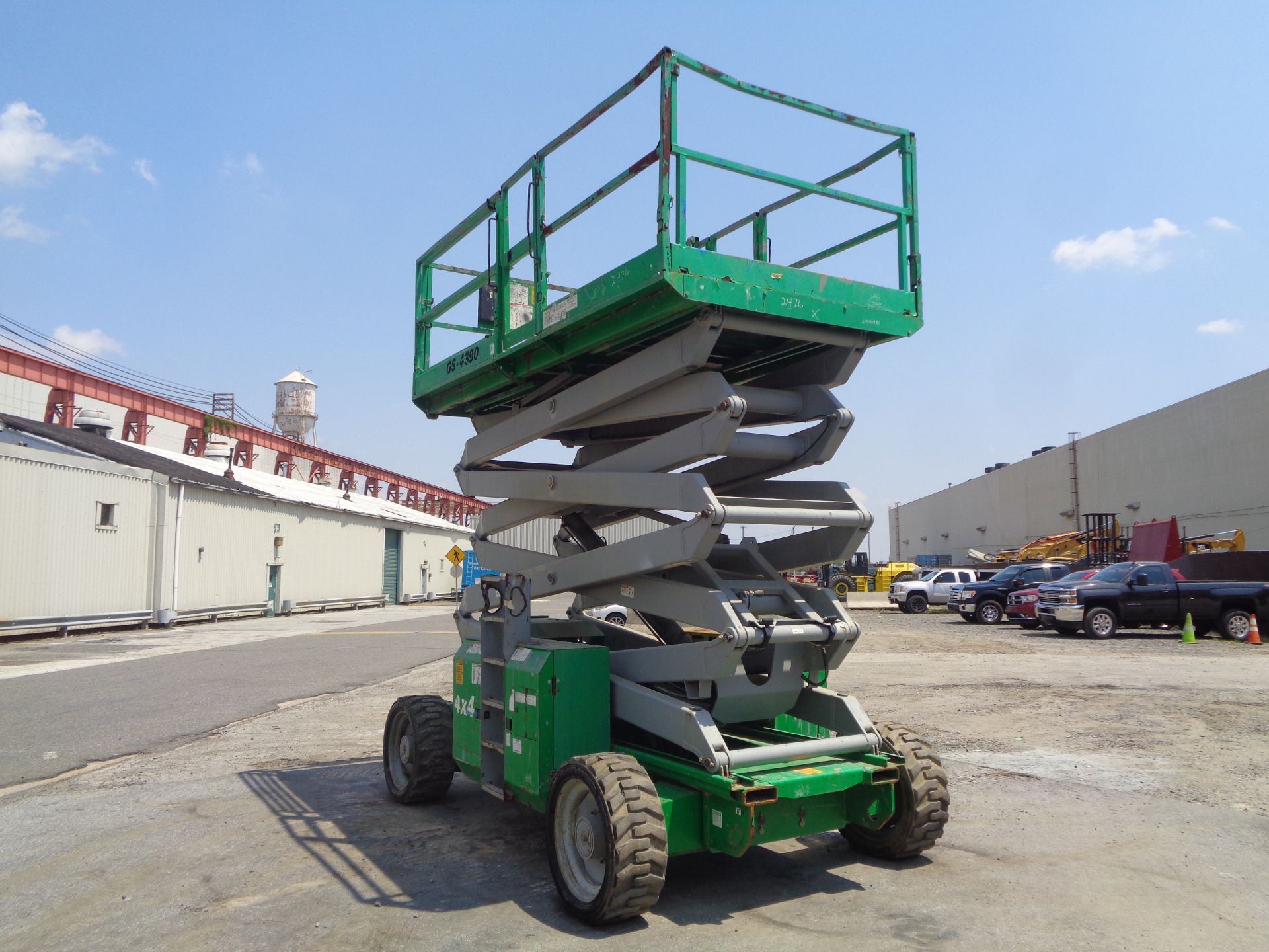 2008 Genie GS4390 43ft Rough Terrain 4x4 Scissor Lift - Image 9 of 33