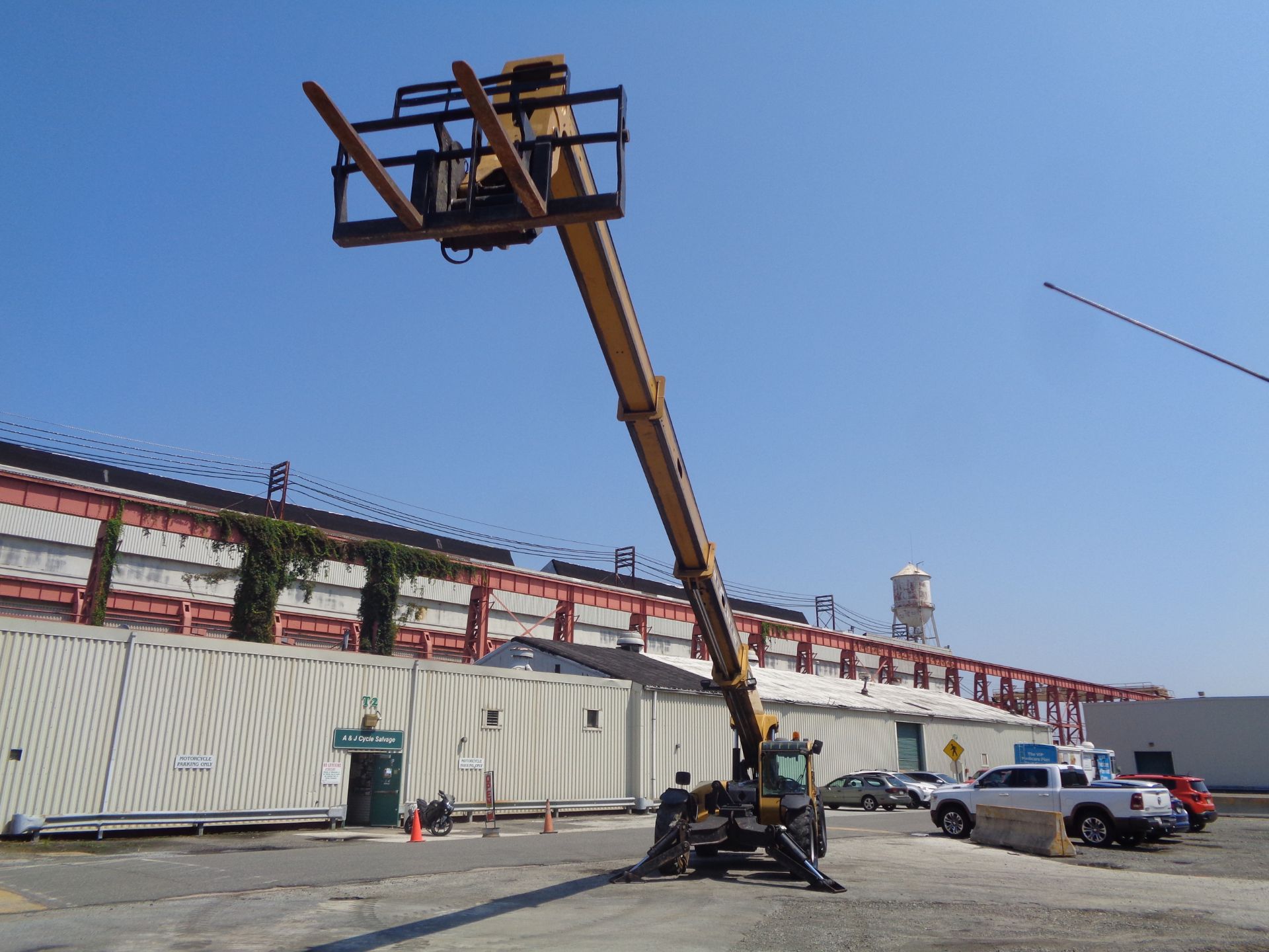 Caterpillar TL1055 10,000lbs 55ft Telescopic Forklift - Image 3 of 29