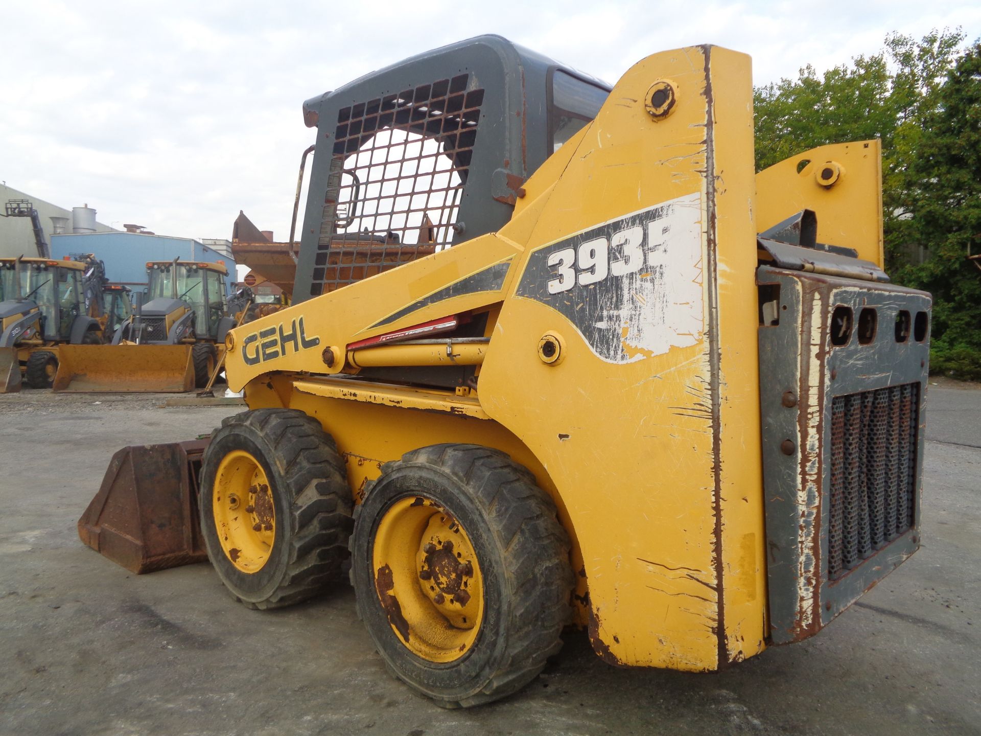 Gehl 3935 Skid Steer - Image 7 of 11