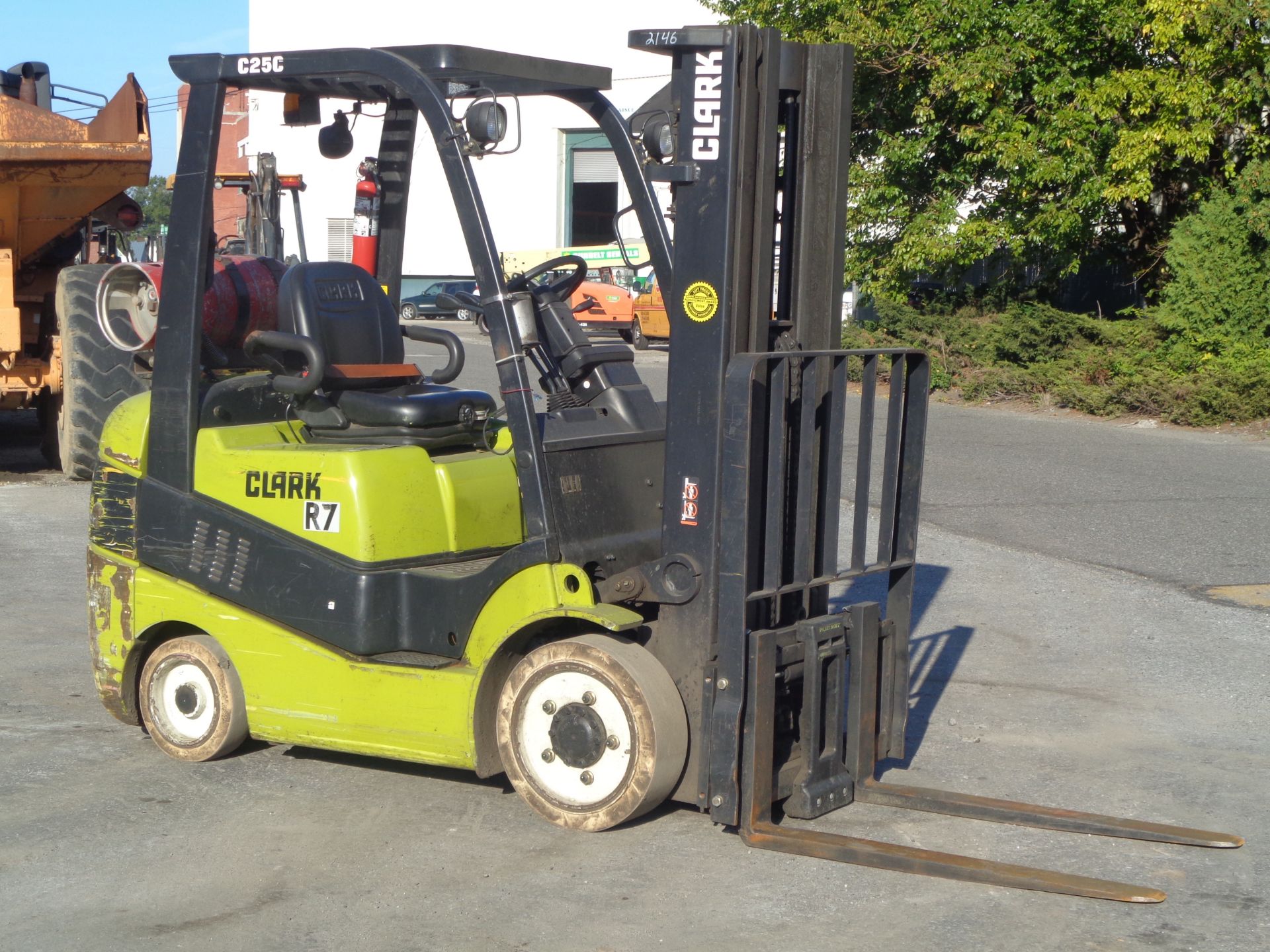 2014 Clark C25CL 5,000lbs Forklift - Image 10 of 21