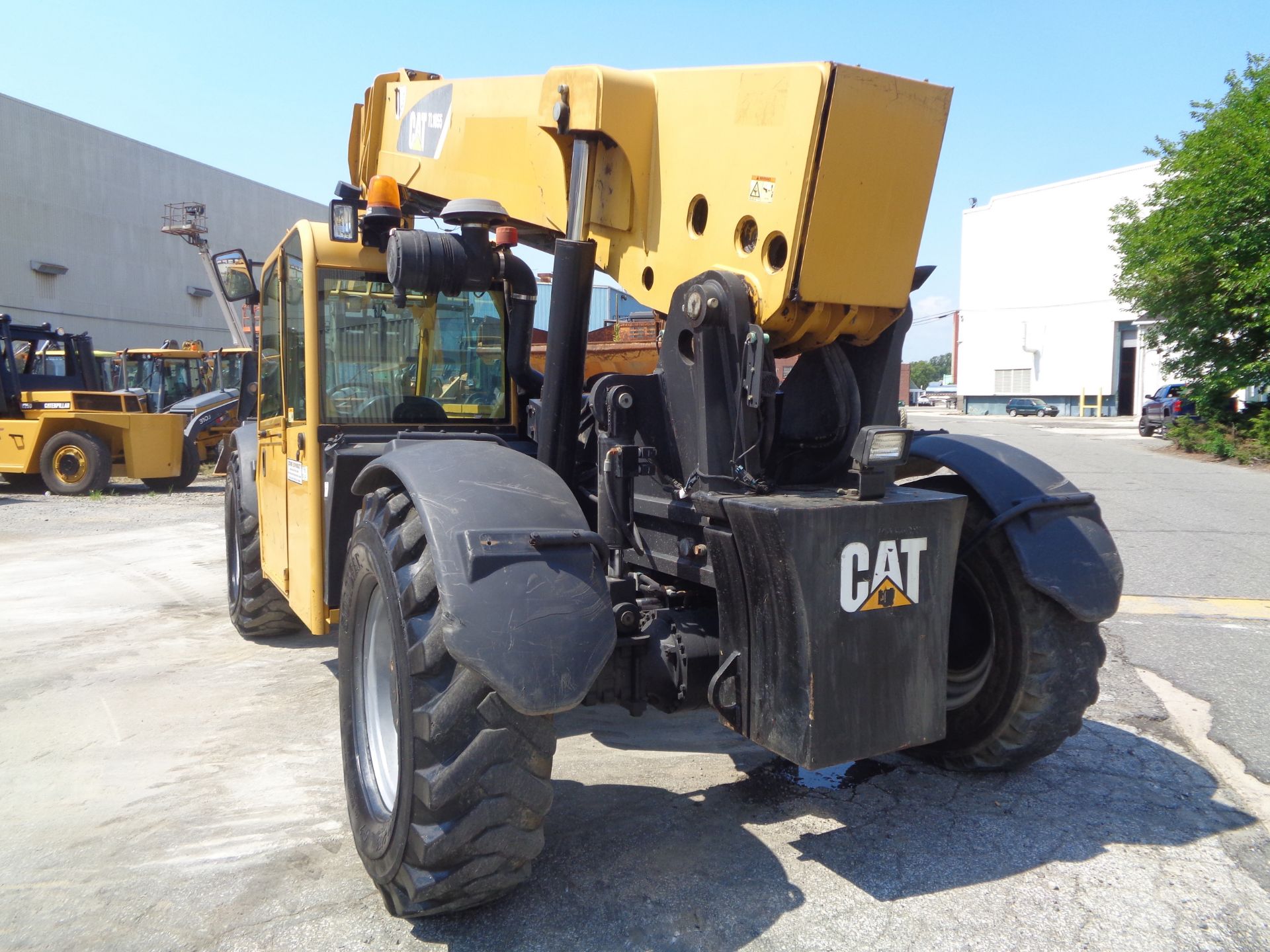 Caterpillar TL1055 10,000lbs 55ft Telescopic Forklift - Image 8 of 29