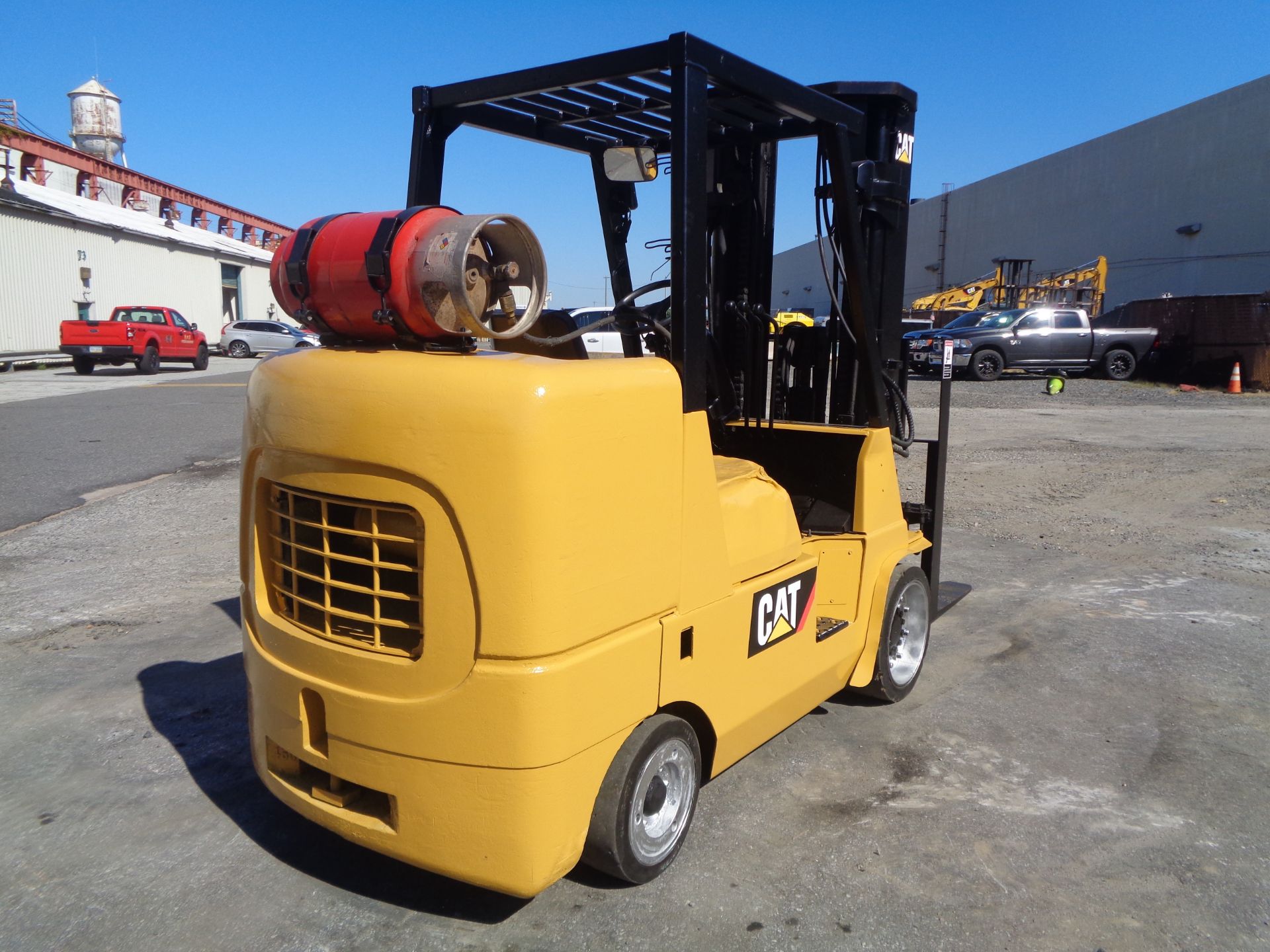 Caterpillar GC45K-SWB 10,000lbs Forklift - Image 10 of 16