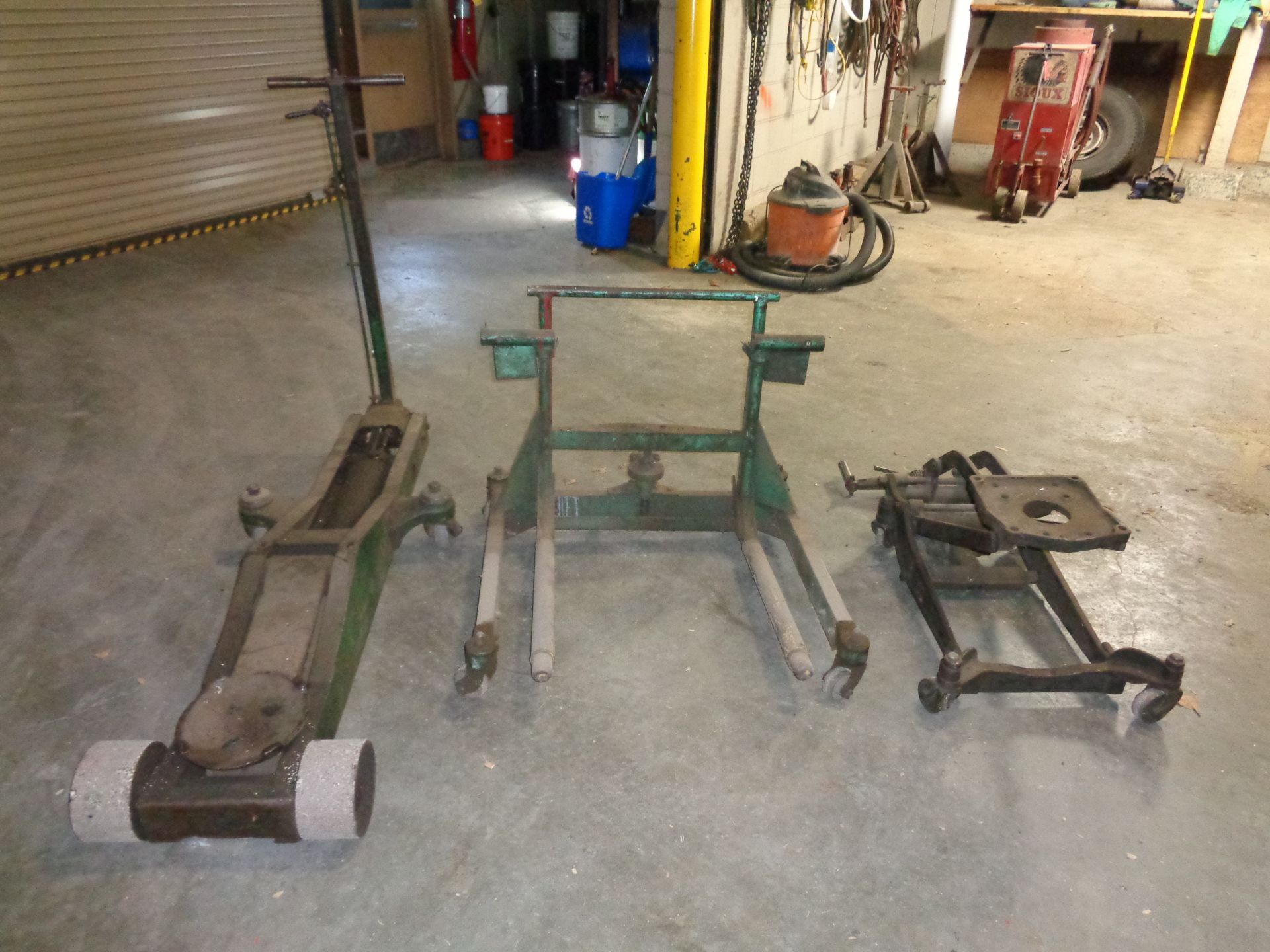 Floor Jacks, Tire Carrier, Tank Jack