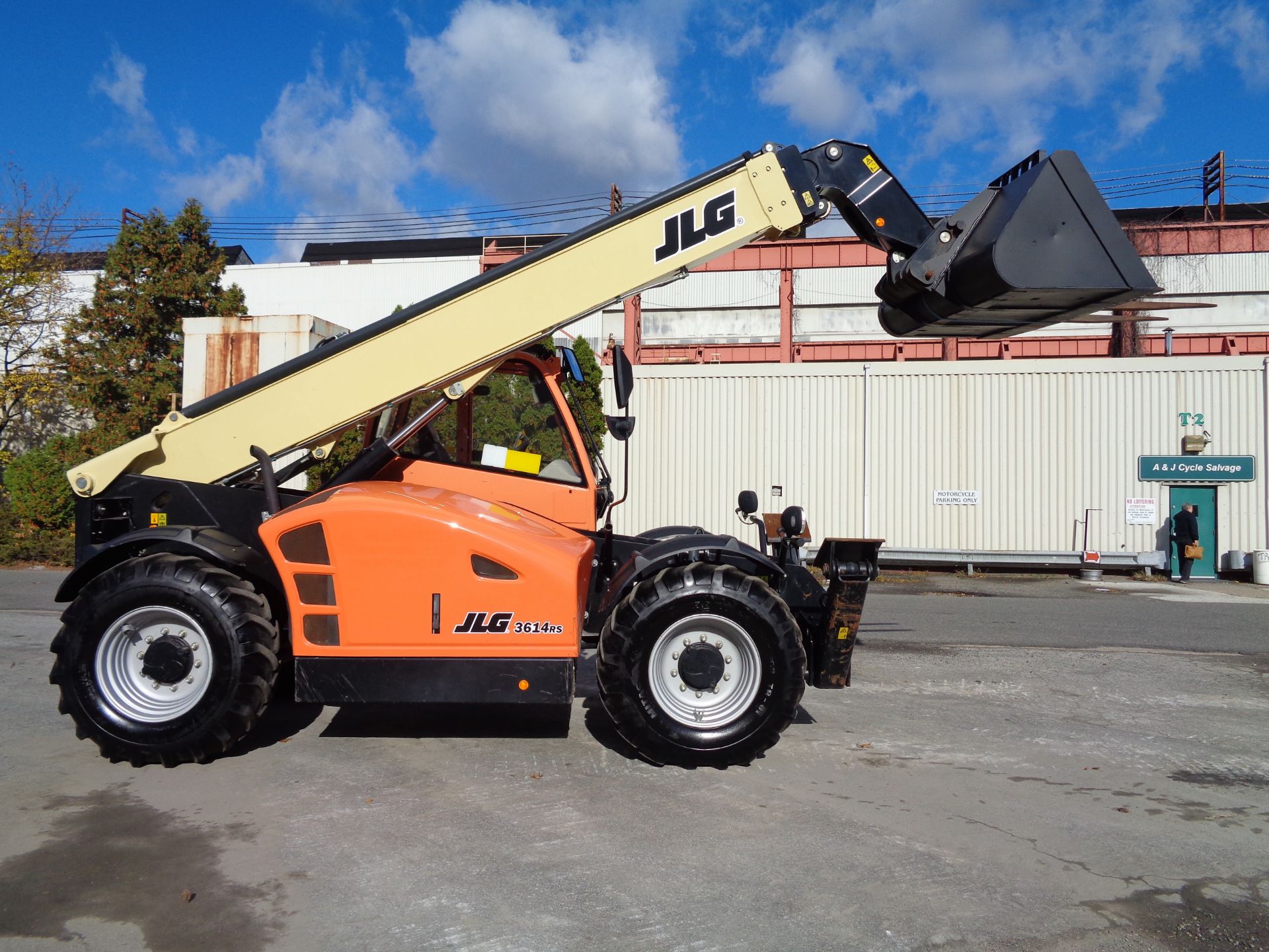 2016 JLG 3614RS 8,000lb Telescopic Forklift Only 356 Hours - Image 7 of 21
