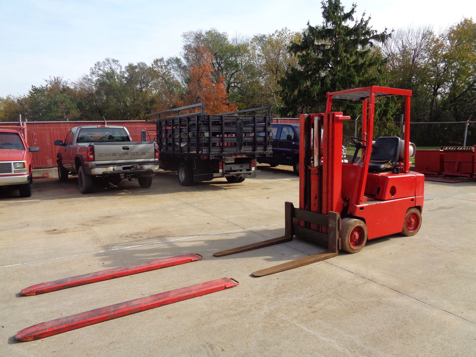 Clark C500-45 Forklift- 4,500 lbs - Image 4 of 10