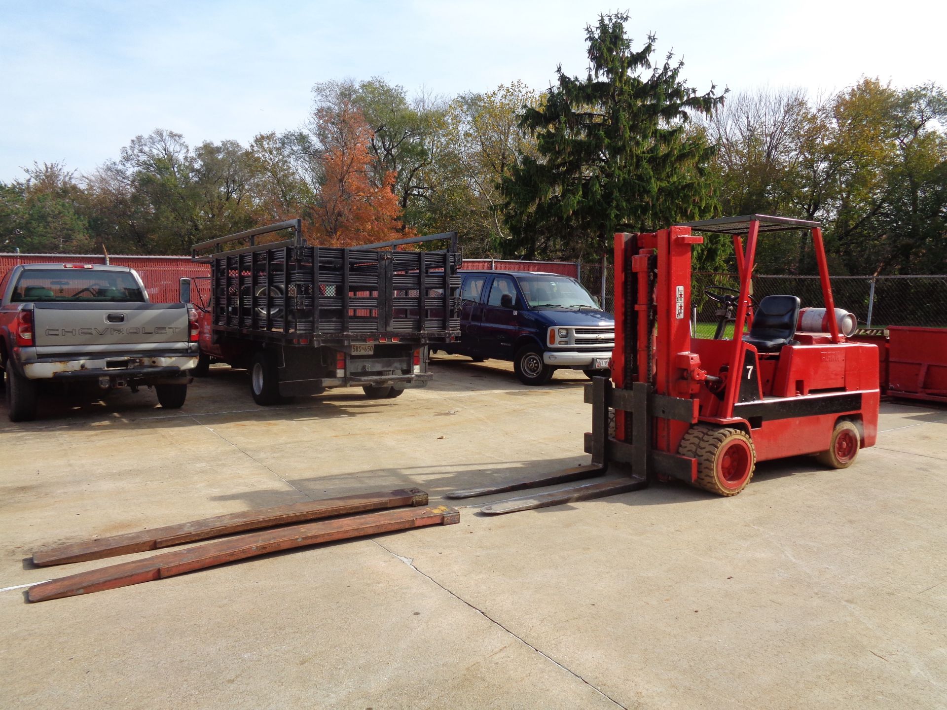 Clark C500-H120 Forklift- 12,000 lbs - Image 5 of 10