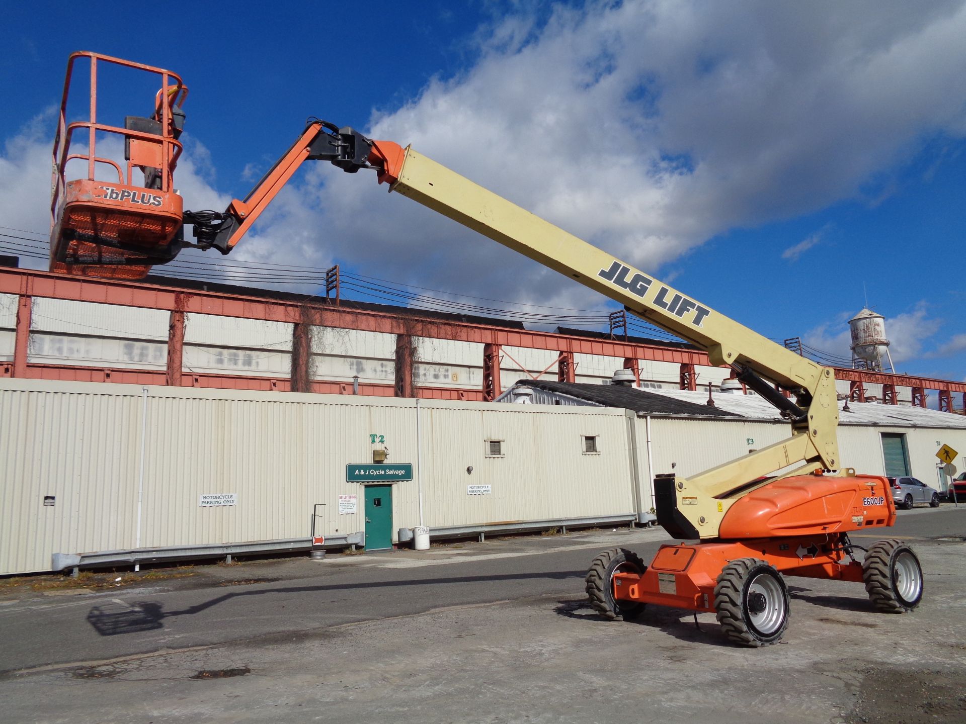 2015 JLG E600JP 60ft Boom Lift - Image 18 of 24