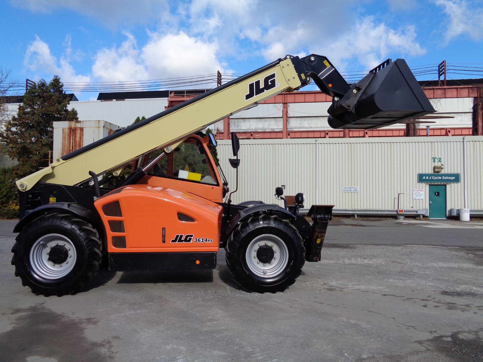 2016 JLG 3614RS 8,000lb Telescopic Forklift Only 356 Hours - Image 8 of 21