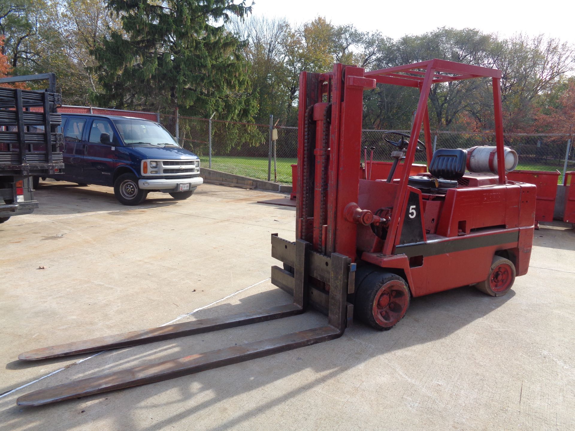 Clark C500-H120 Forklift- 12,000 lbs - Image 4 of 10