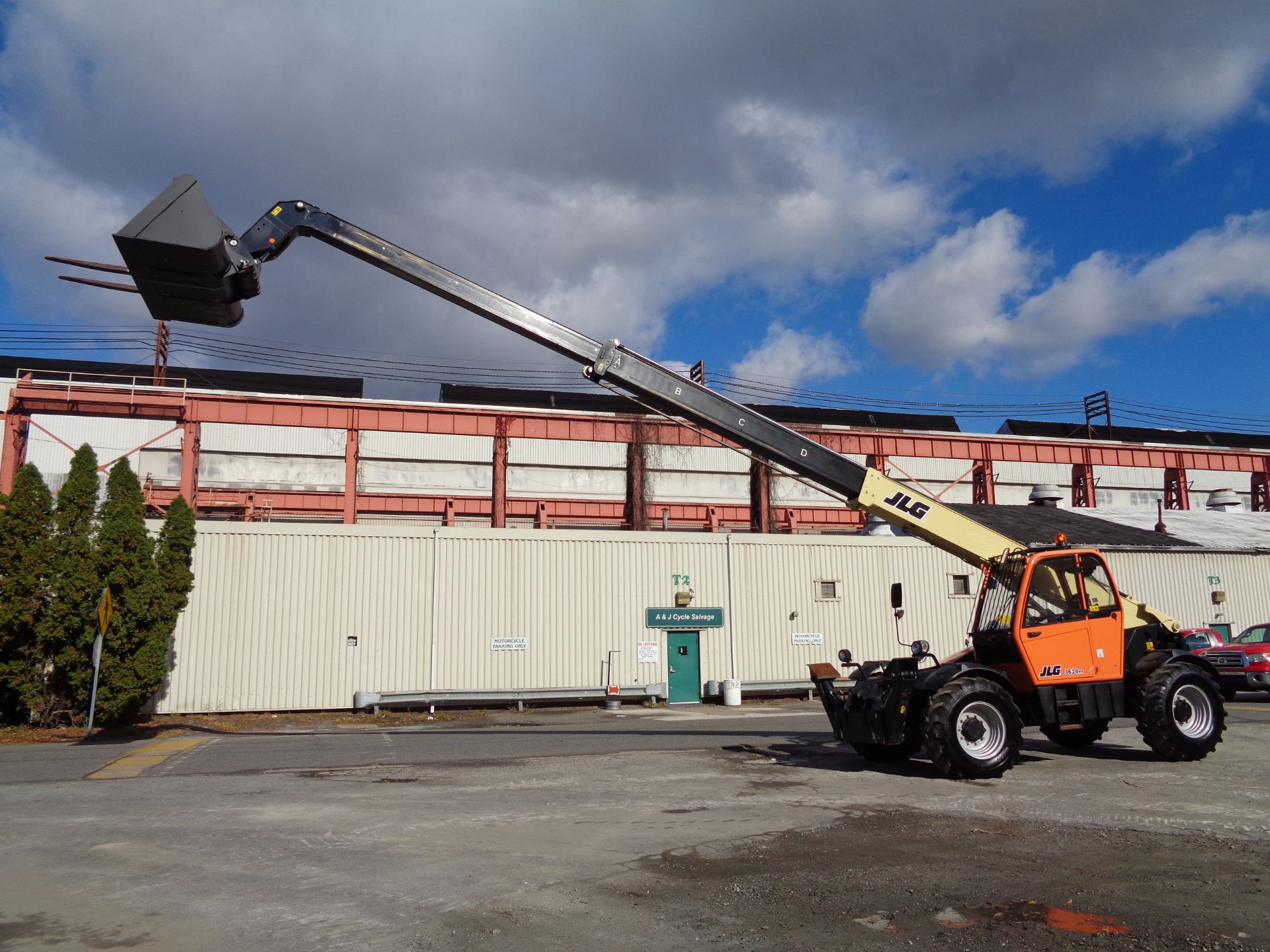 2016 JLG 3614RS 8,000lb Telescopic Forklift Only 356 Hours - Image 16 of 21