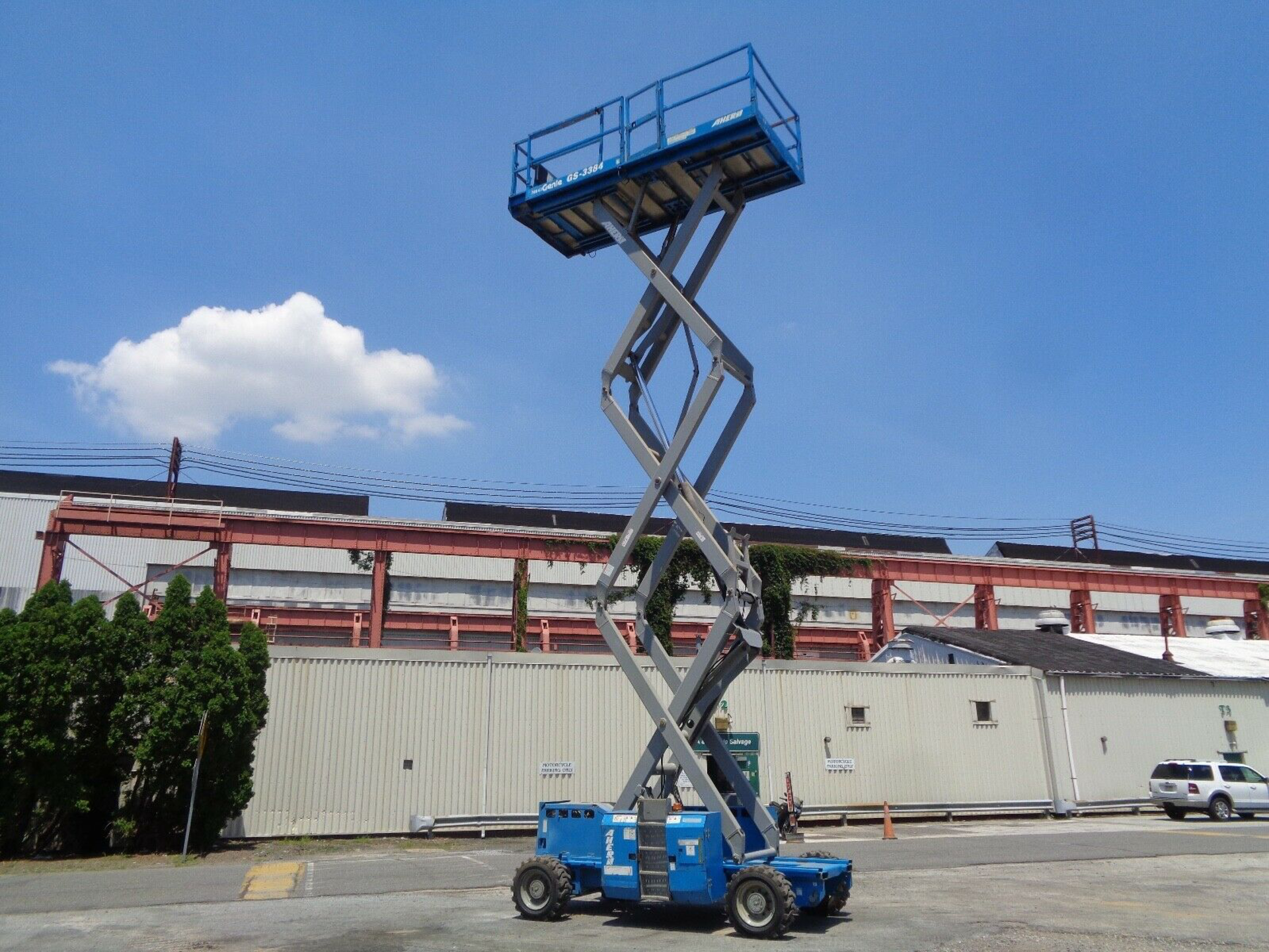 2008 Genie GS3384 Rough Terrain 4x4 33ft Scissor Lift - Image 10 of 12