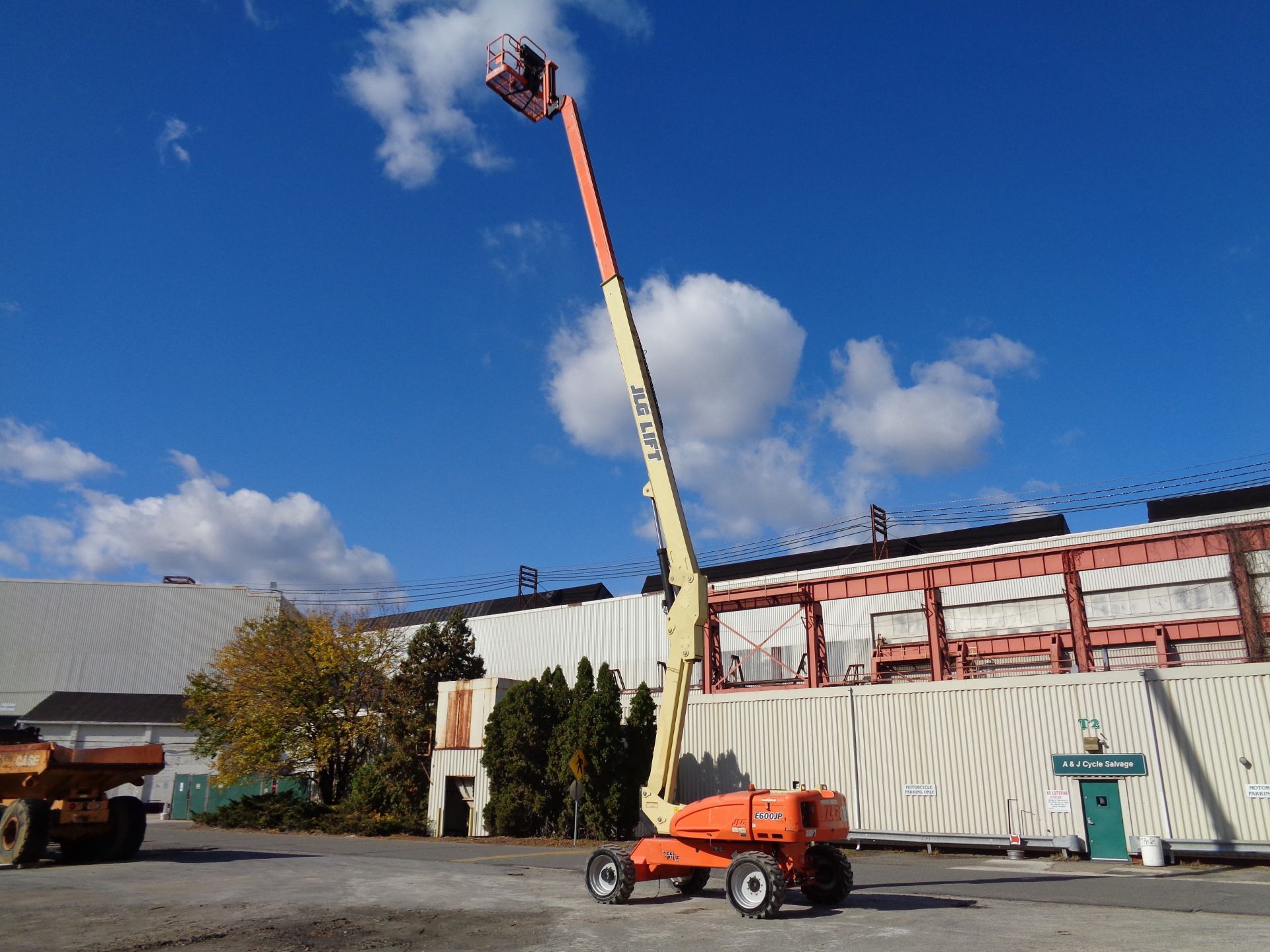 2015 JLG E600JP 60ft Boom Lift - Image 21 of 24