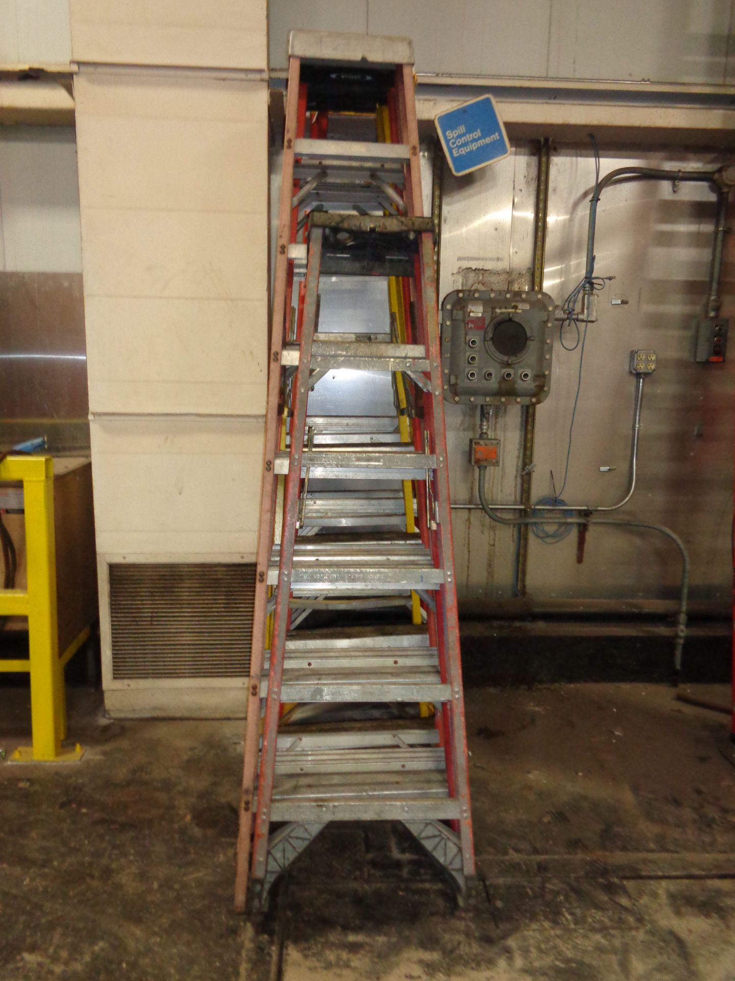 A Frame Ladders - Image 2 of 2