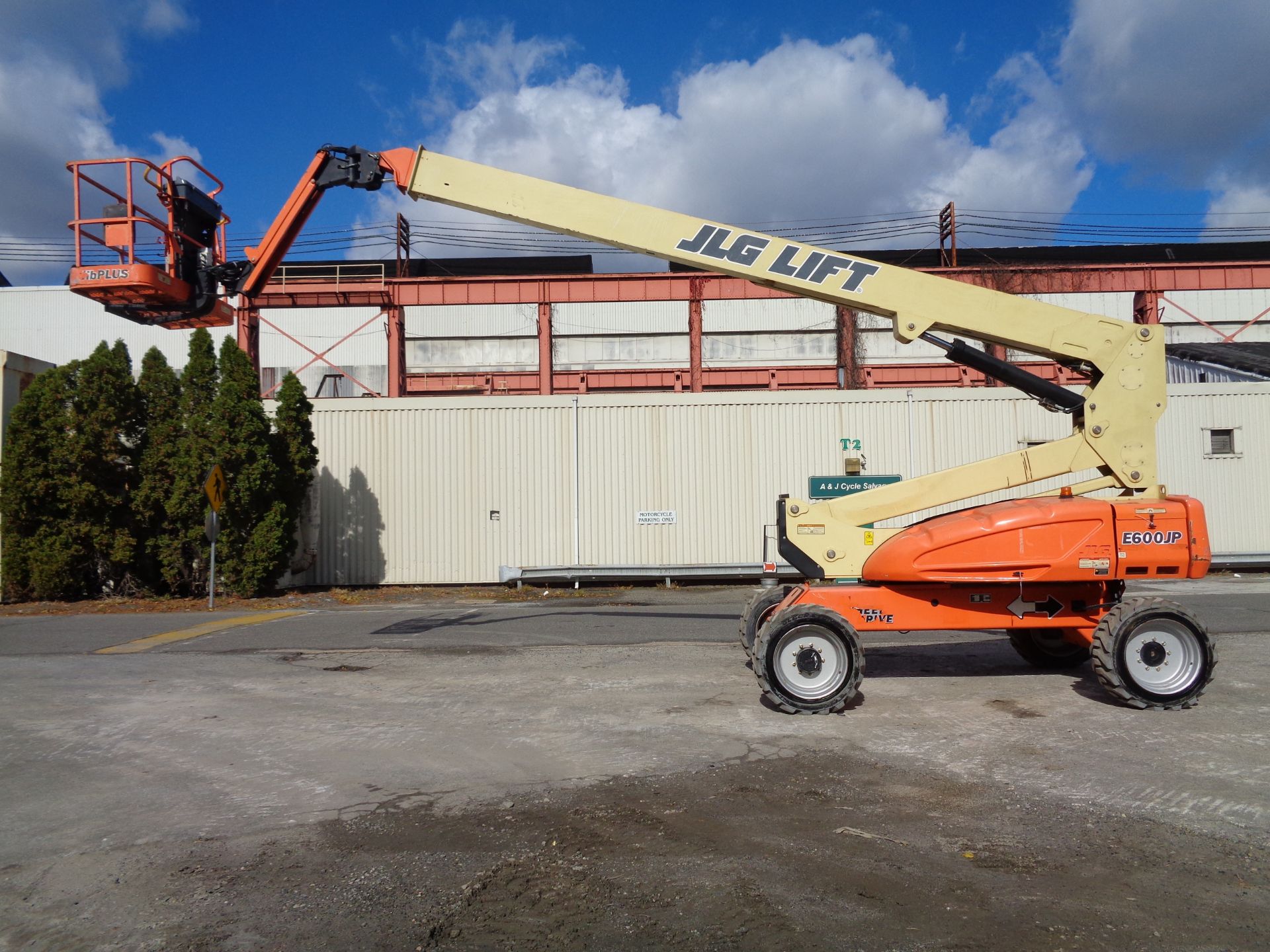 2015 JLG E600JP 60ft Boom Lift - Image 16 of 24