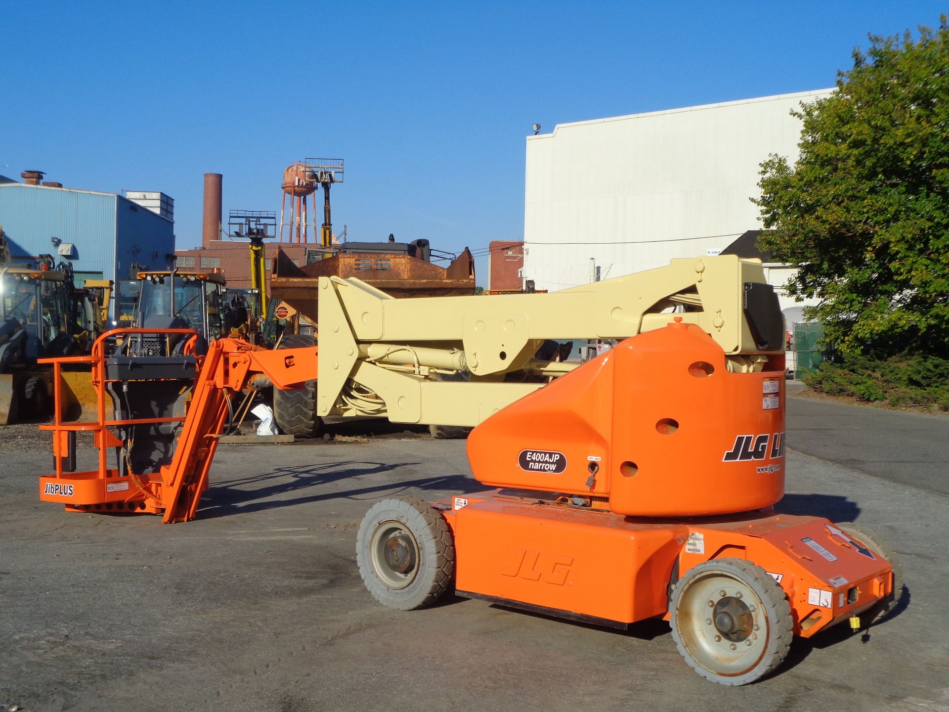 2011 JLG E400AJPN 40ft Electric Boom Lift - Image 5 of 24