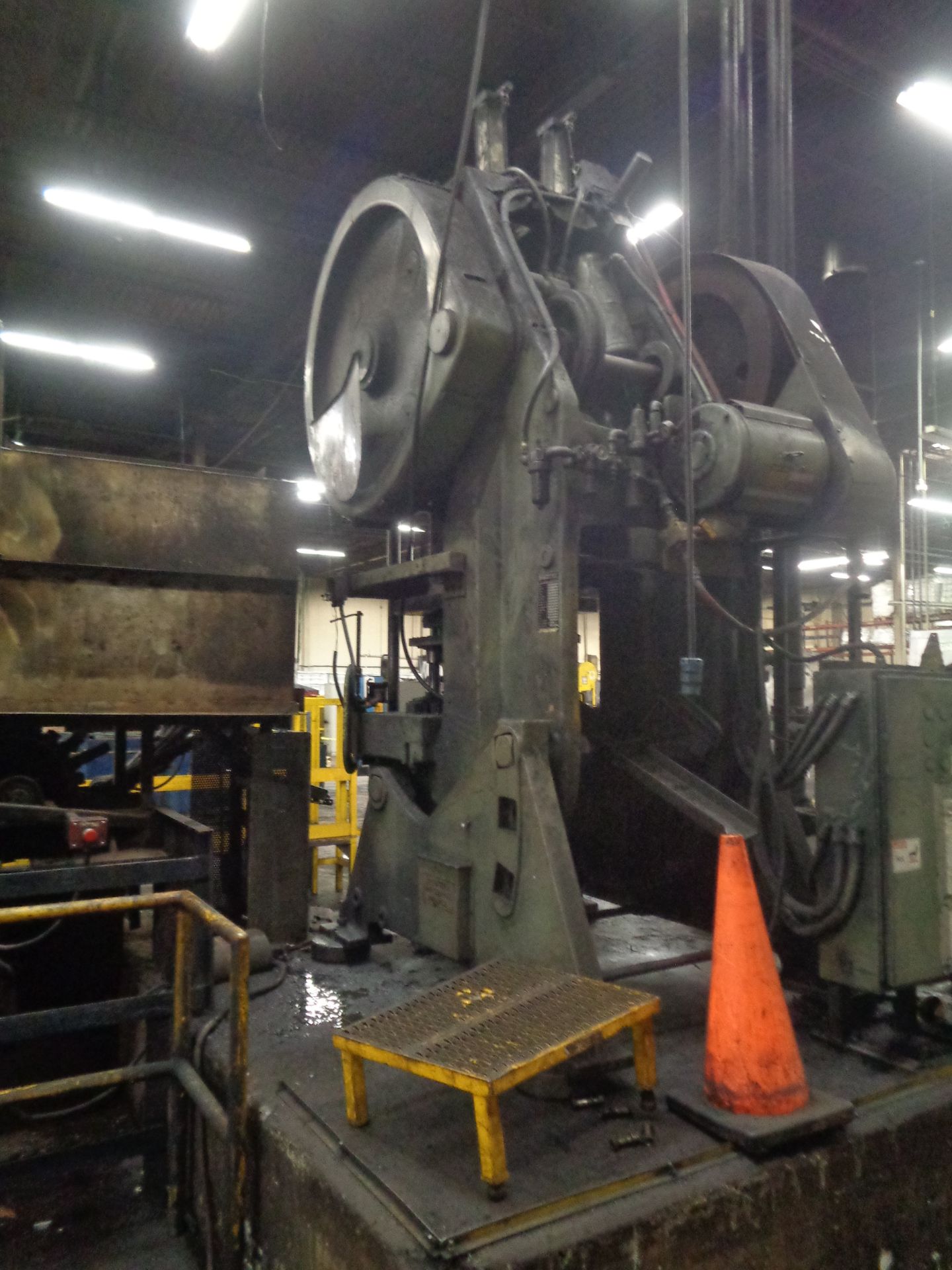 South Bend Press 125 Ton Located in Swedsboro NJ - Image 3 of 6