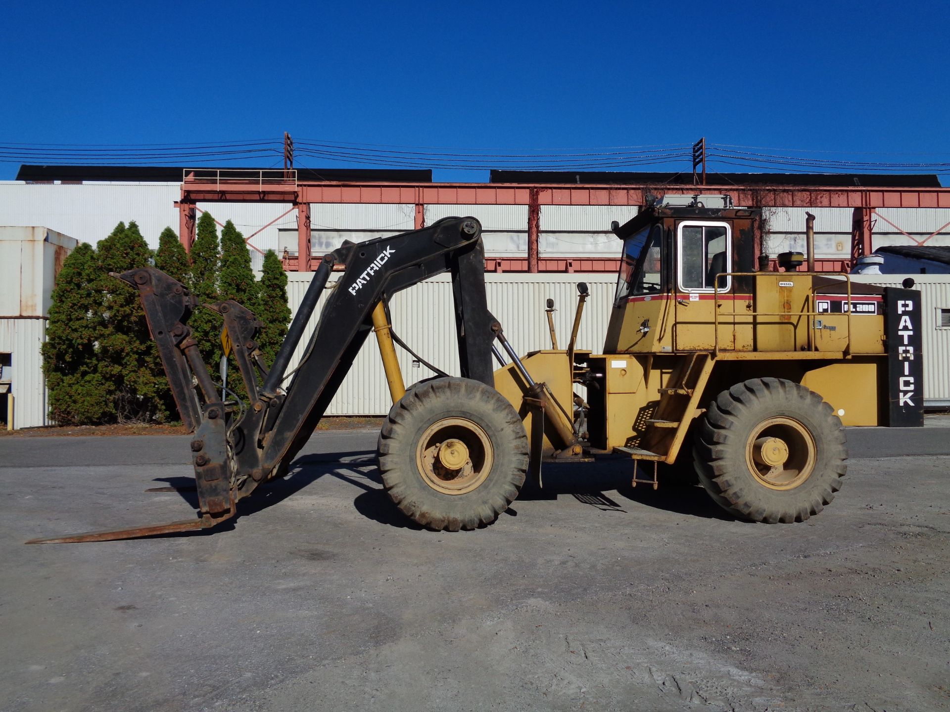 Patrick RL200 20,000lb Rough Terrain 4x4 Forklift - Image 6 of 21