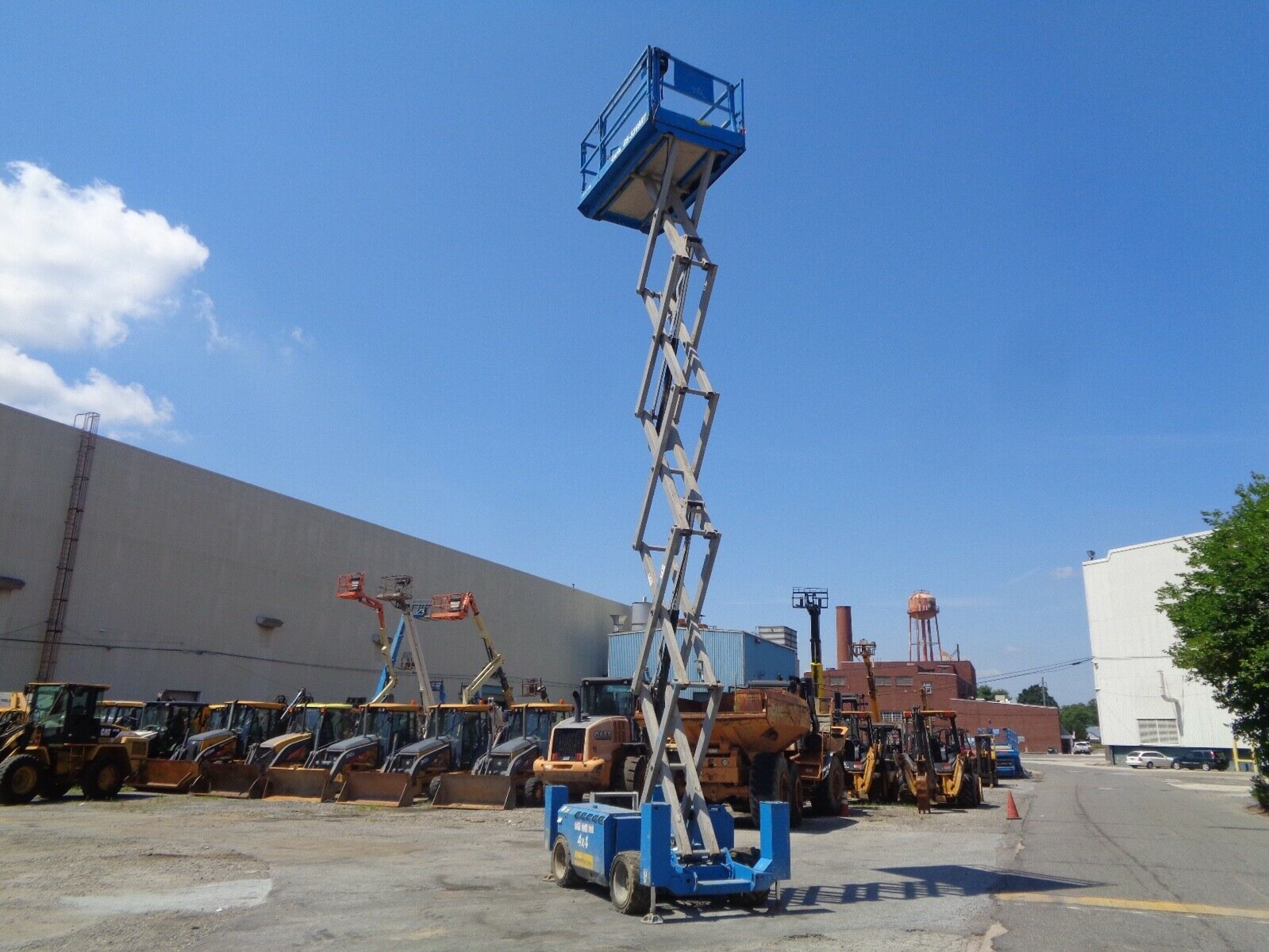 2011 Genie GS3268 Rough Terrain 32ft Scissor Lift - Image 11 of 11