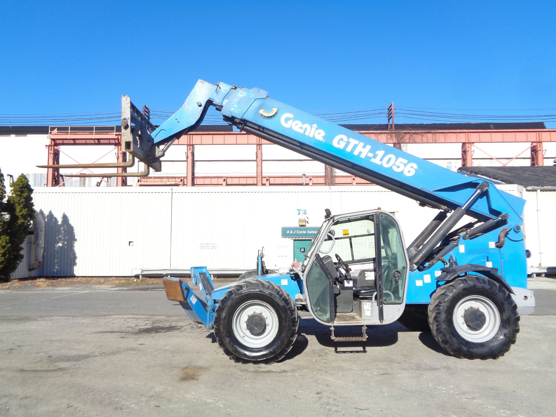 2011 Genie GTH1056 10,000lbs Telescopic Forklift - Image 9 of 19