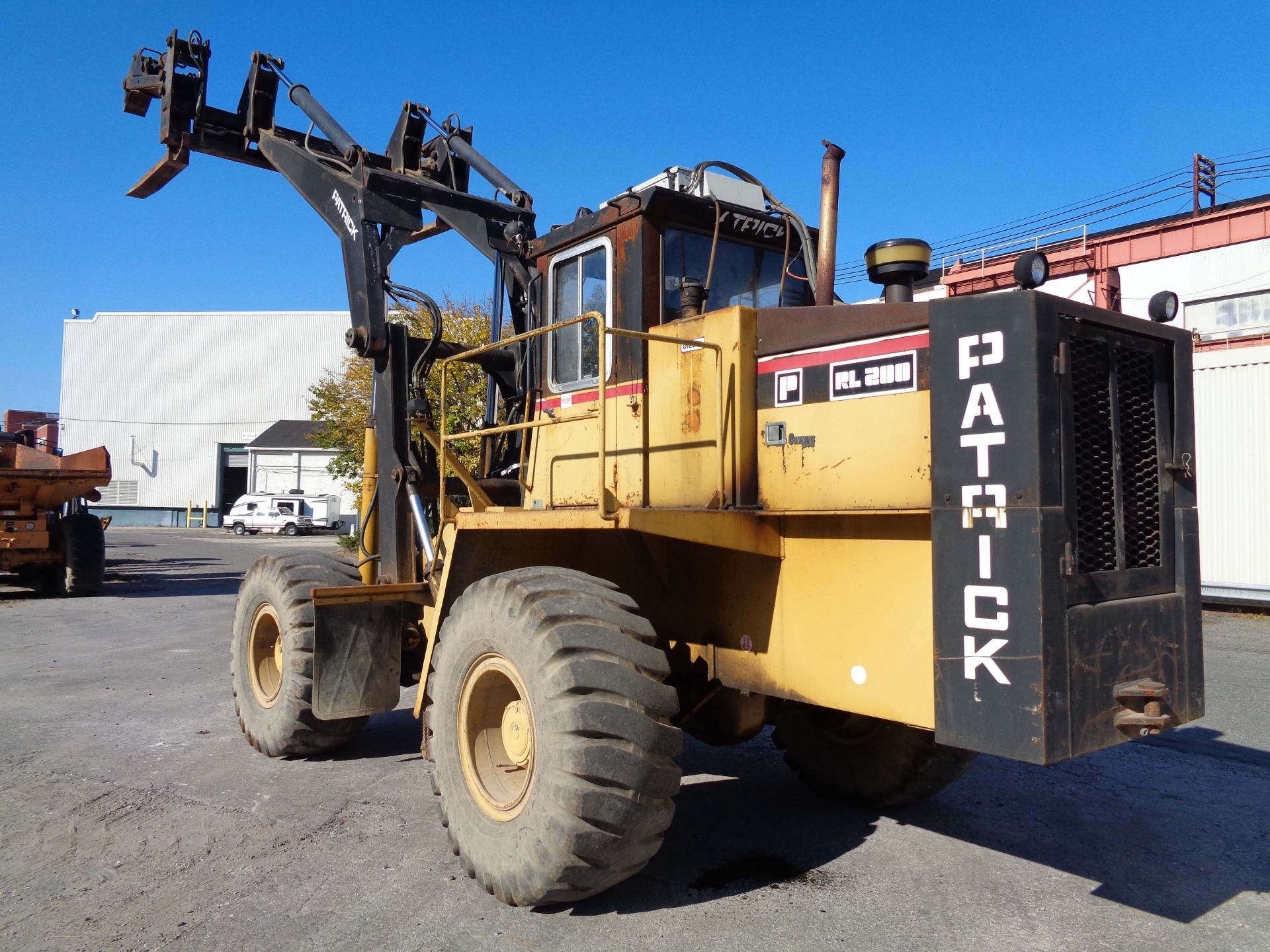 Patrick RL200 20,000lb Rough Terrain 4x4 Forklift - Image 13 of 21