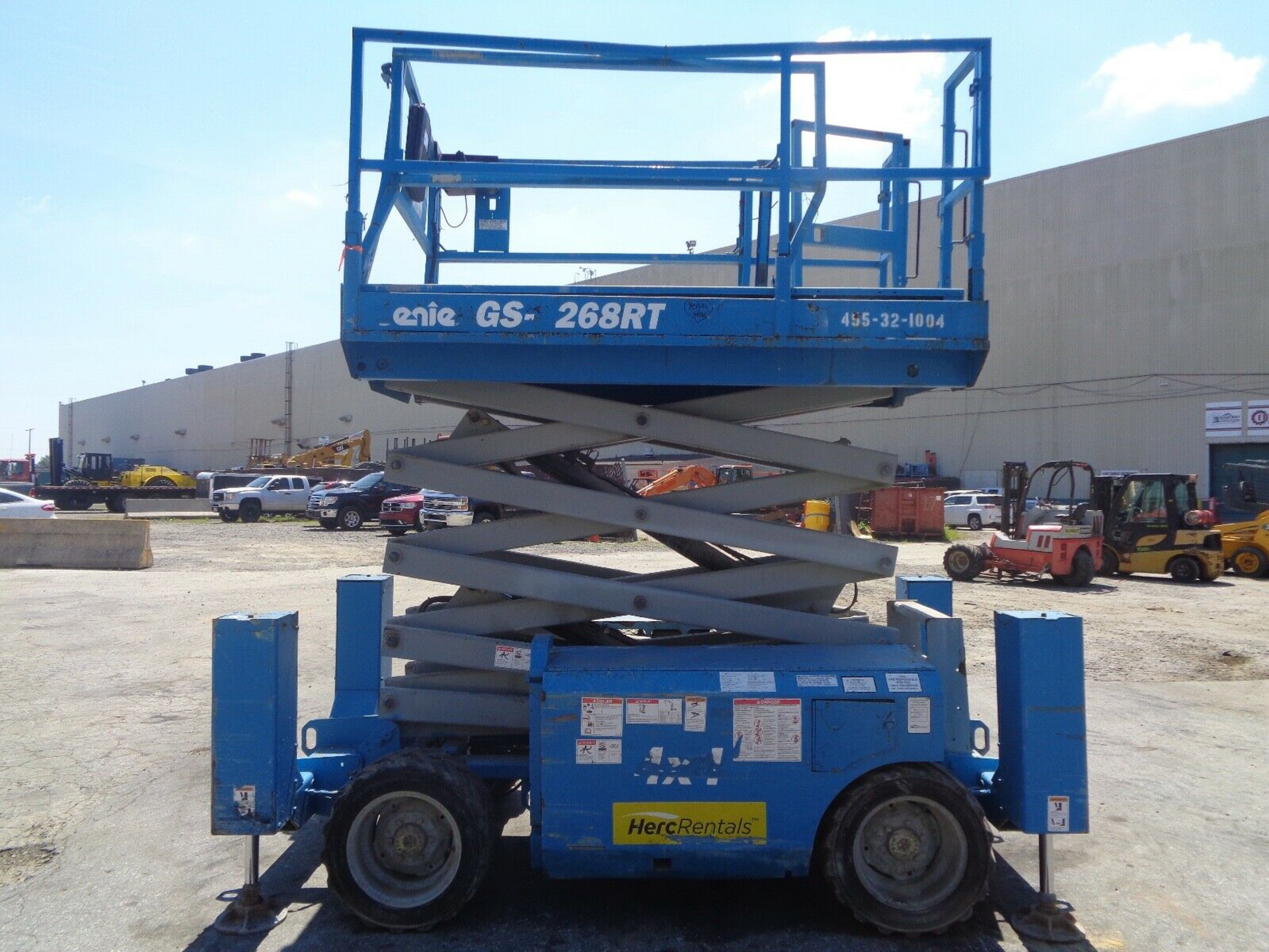 2011 Genie GS3268 Rough Terrain 32ft Scissor Lift - Image 7 of 11