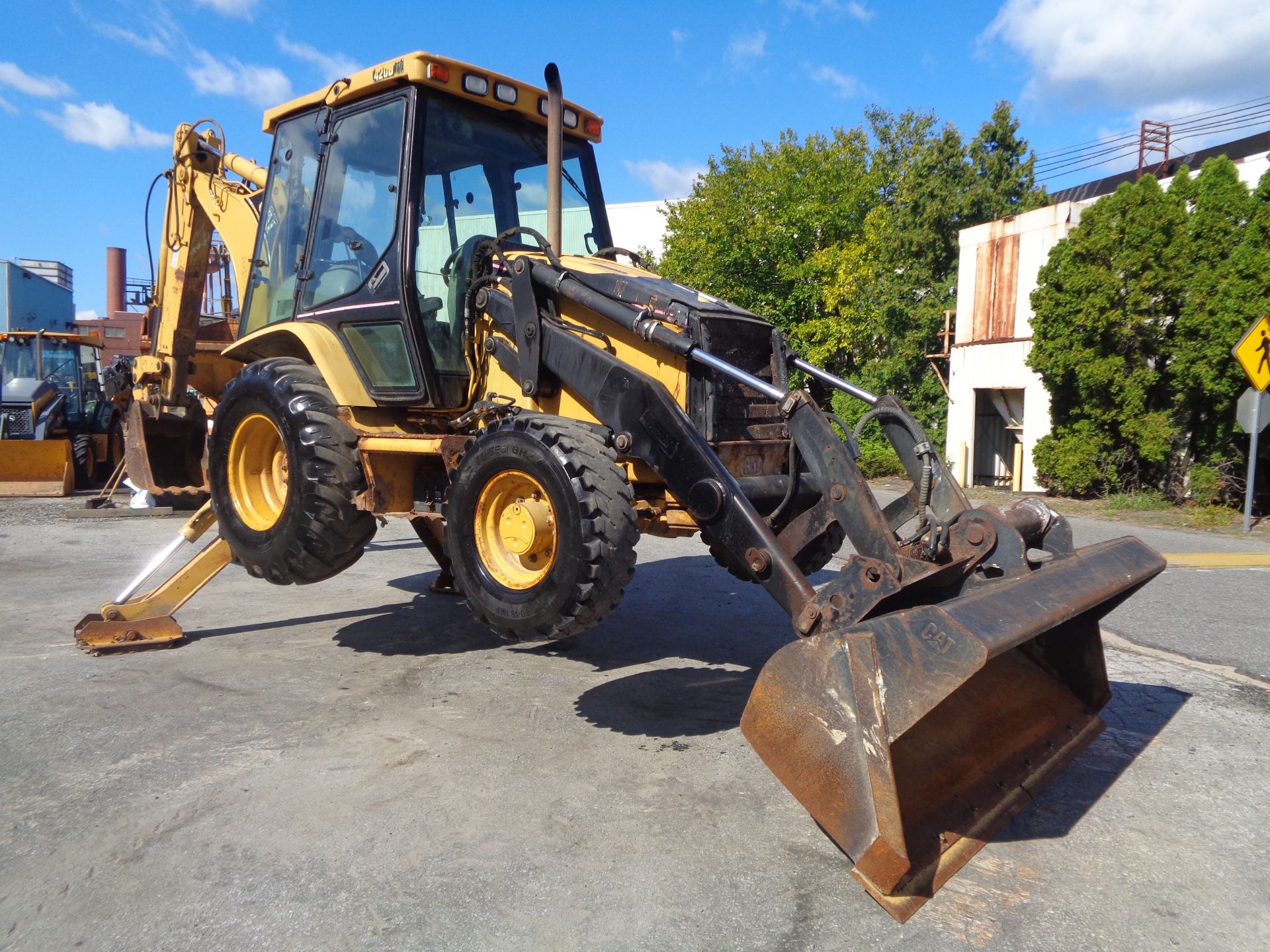 Caterpillar 420D Backhoe Loader - Image 11 of 26